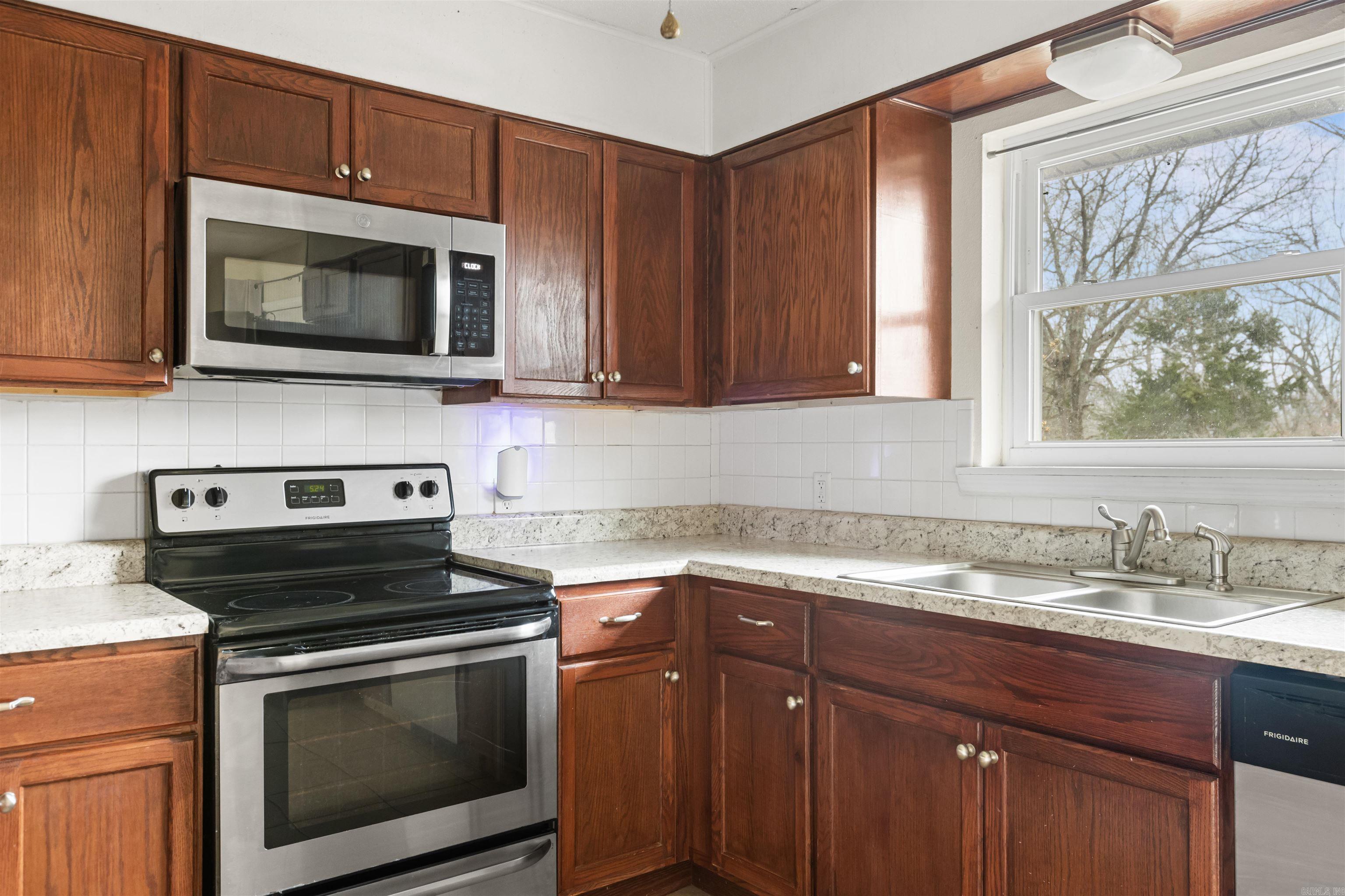 51  MC 5050  Yellville, AR