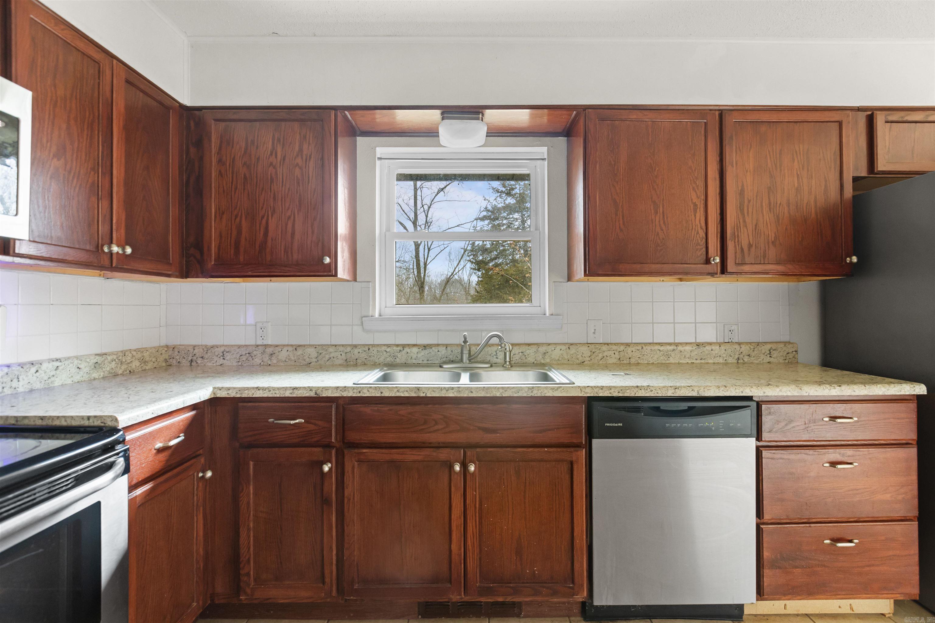 51  MC 5050  Yellville, AR