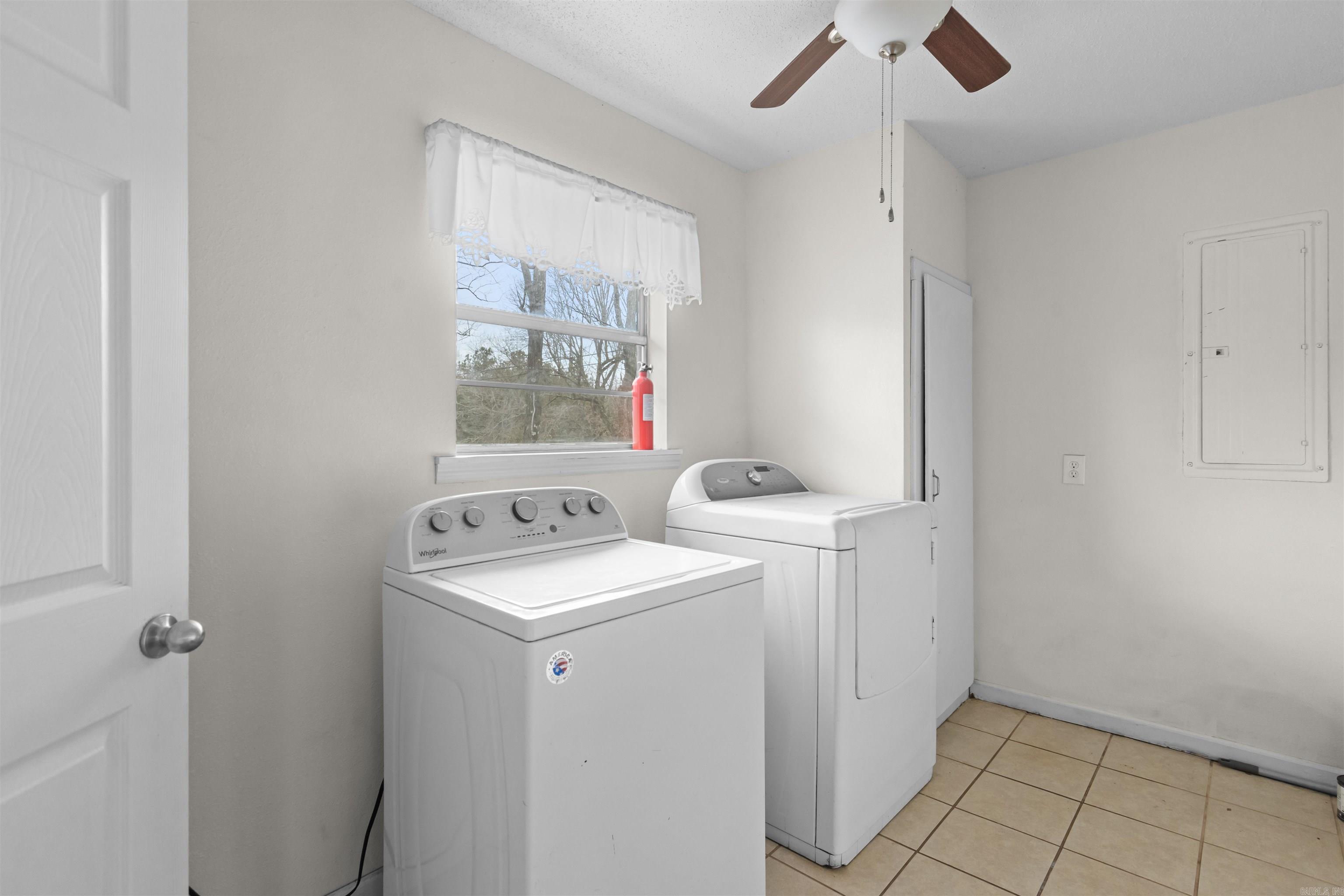 51  MC 5050  Yellville, AR