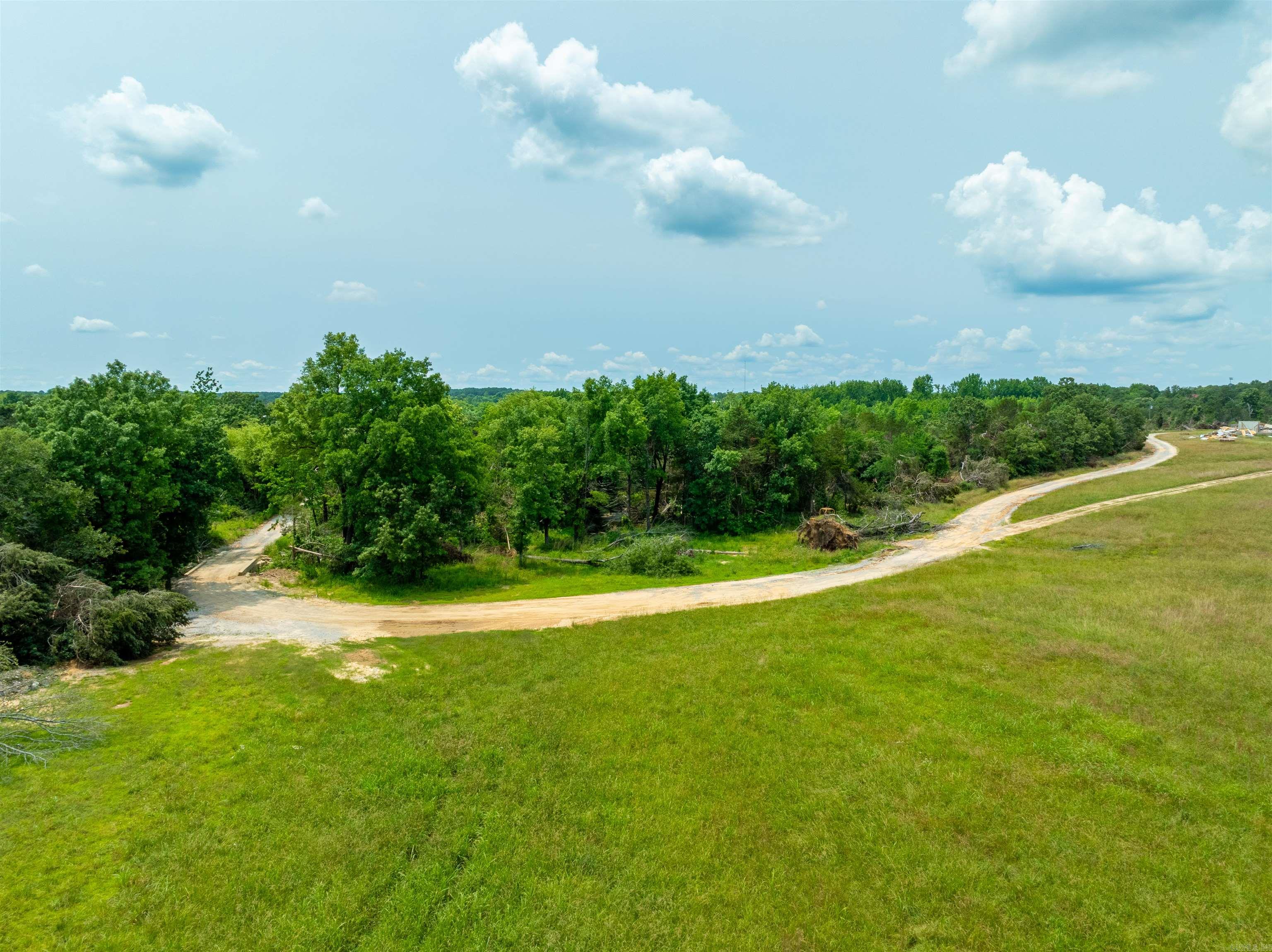 400  North  Cave, AR