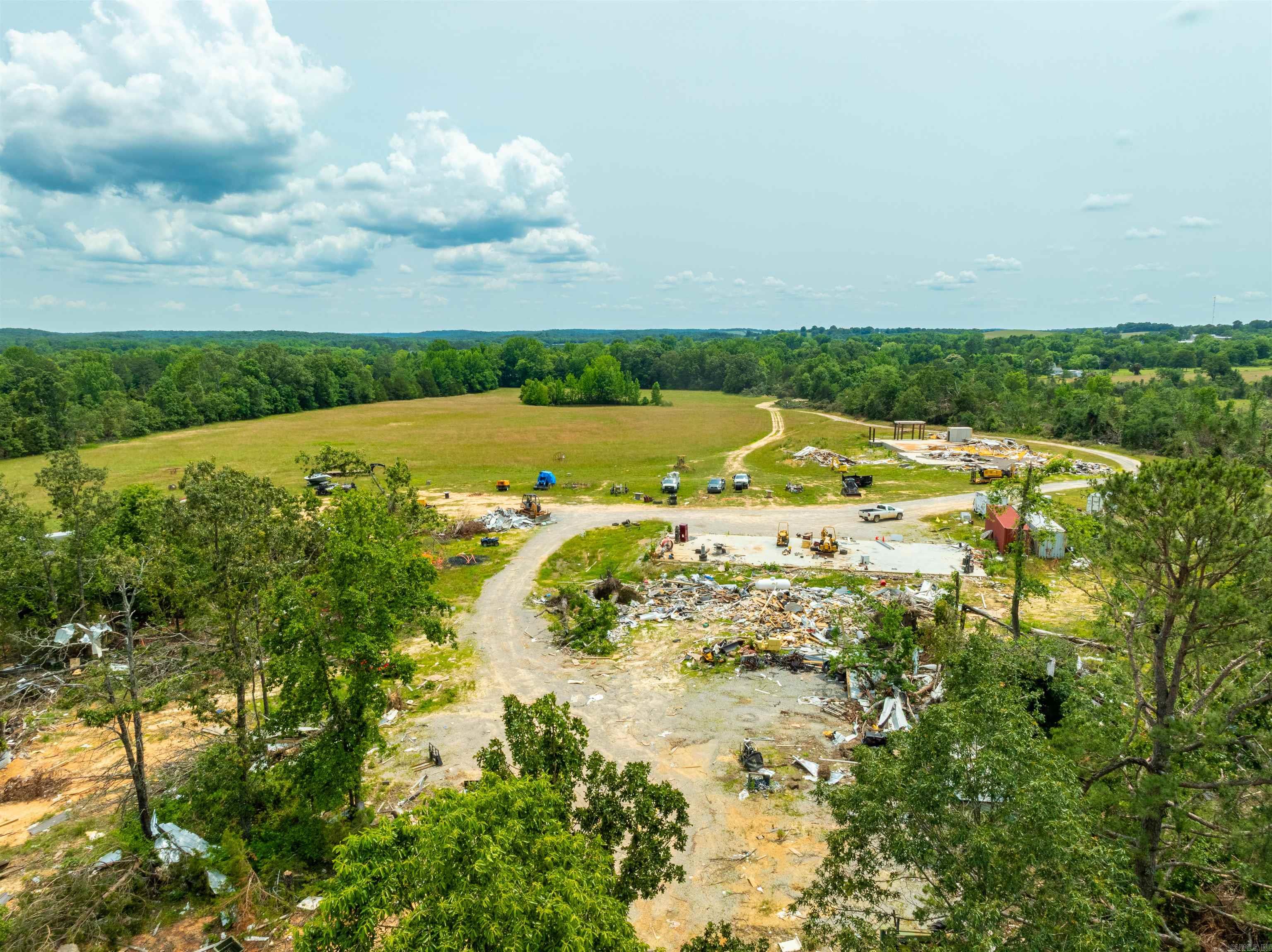 400  North  Cave, AR