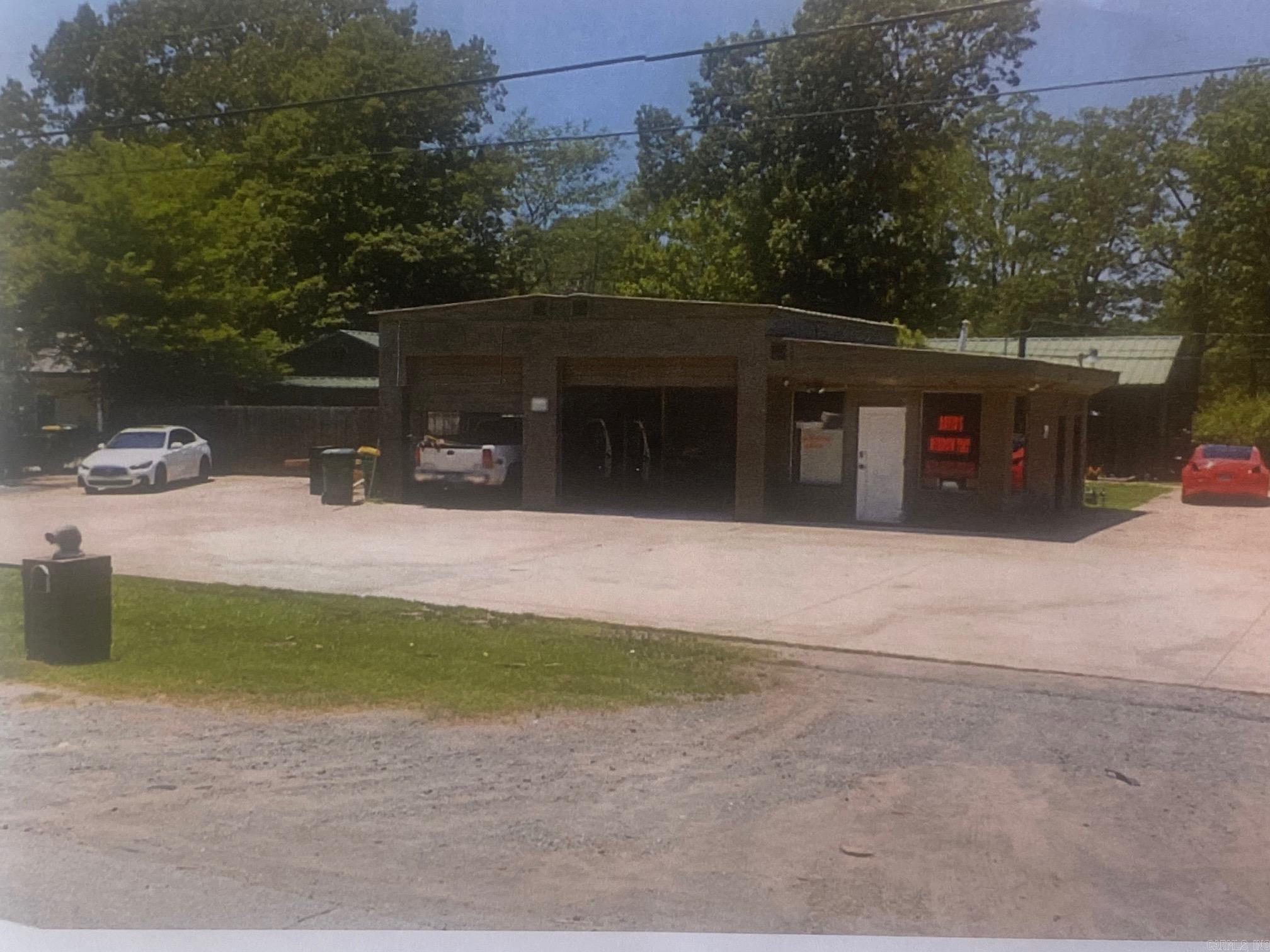 11300  Arch  Little Rock, AR