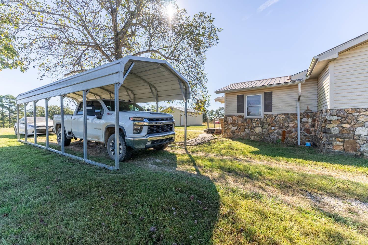 567  New Hope Road  Hardy, AR