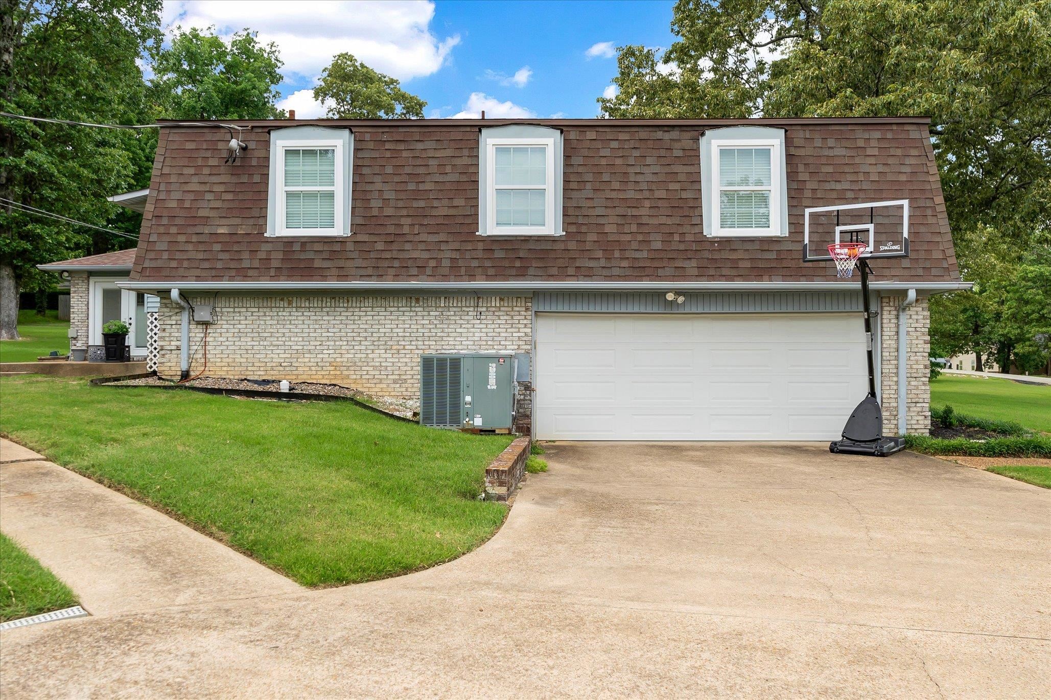4609  Oak Park Drive  Jonesboro, AR