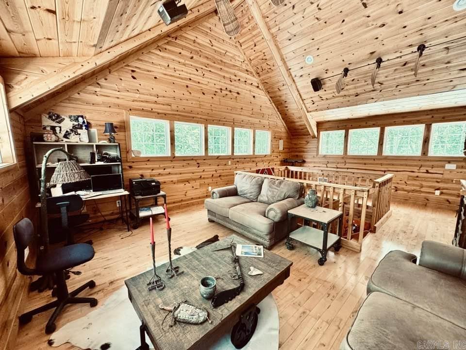 1040/1056 S Riverview  Melbourne, AR