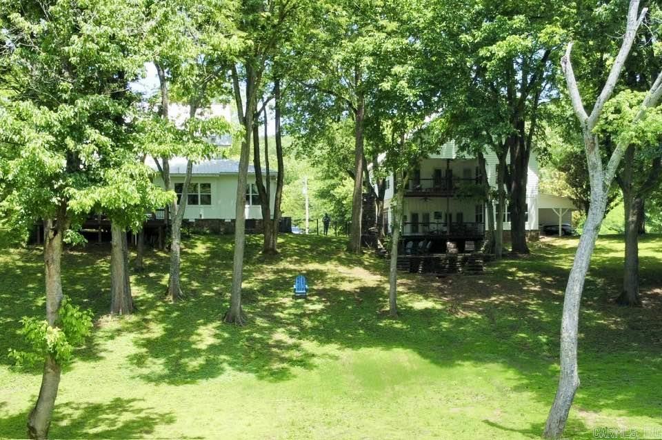 1040/1056 S Riverview  Melbourne, AR