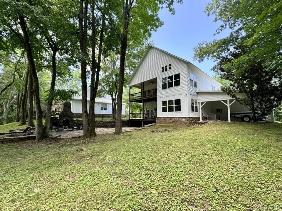 1040/1056 S Riverview  Melbourne, AR