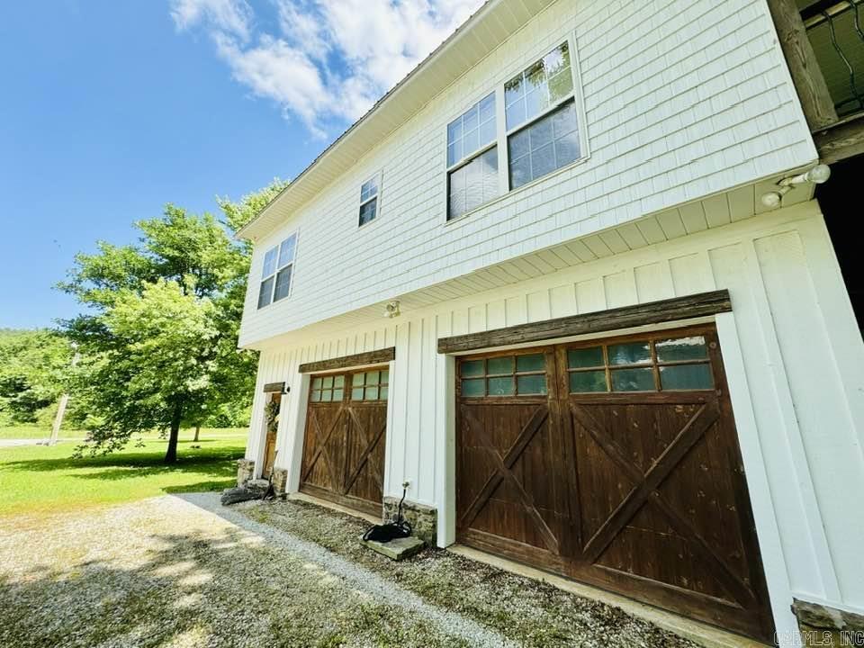 1040/1056 S Riverview  Melbourne, AR