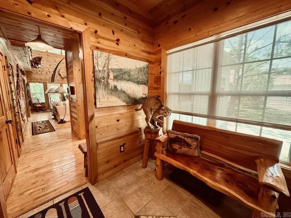 1040/1056 S Riverview  Melbourne, AR
