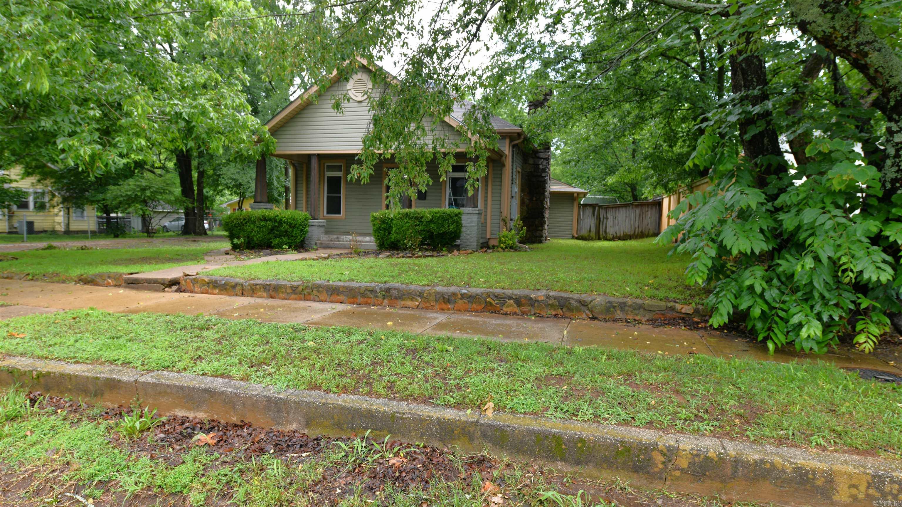 705  Twelfth  Mena, AR