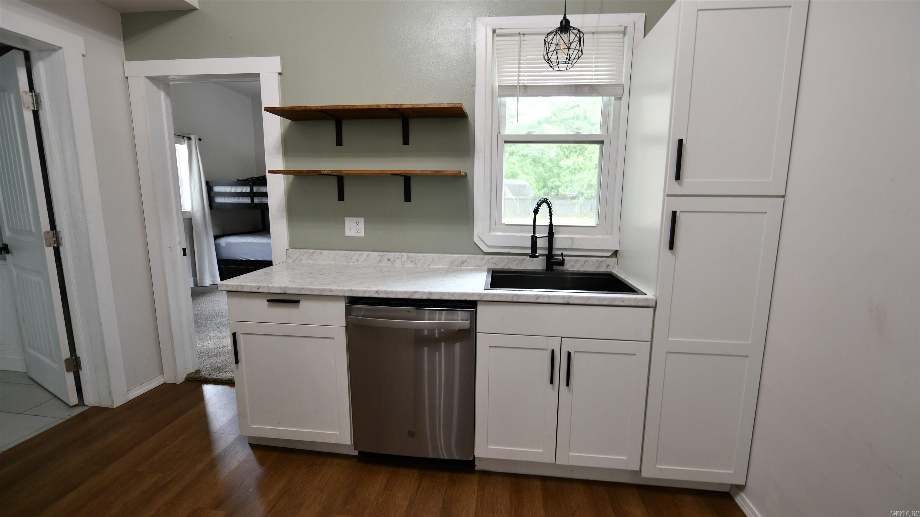 705  Twelfth  Mena, AR