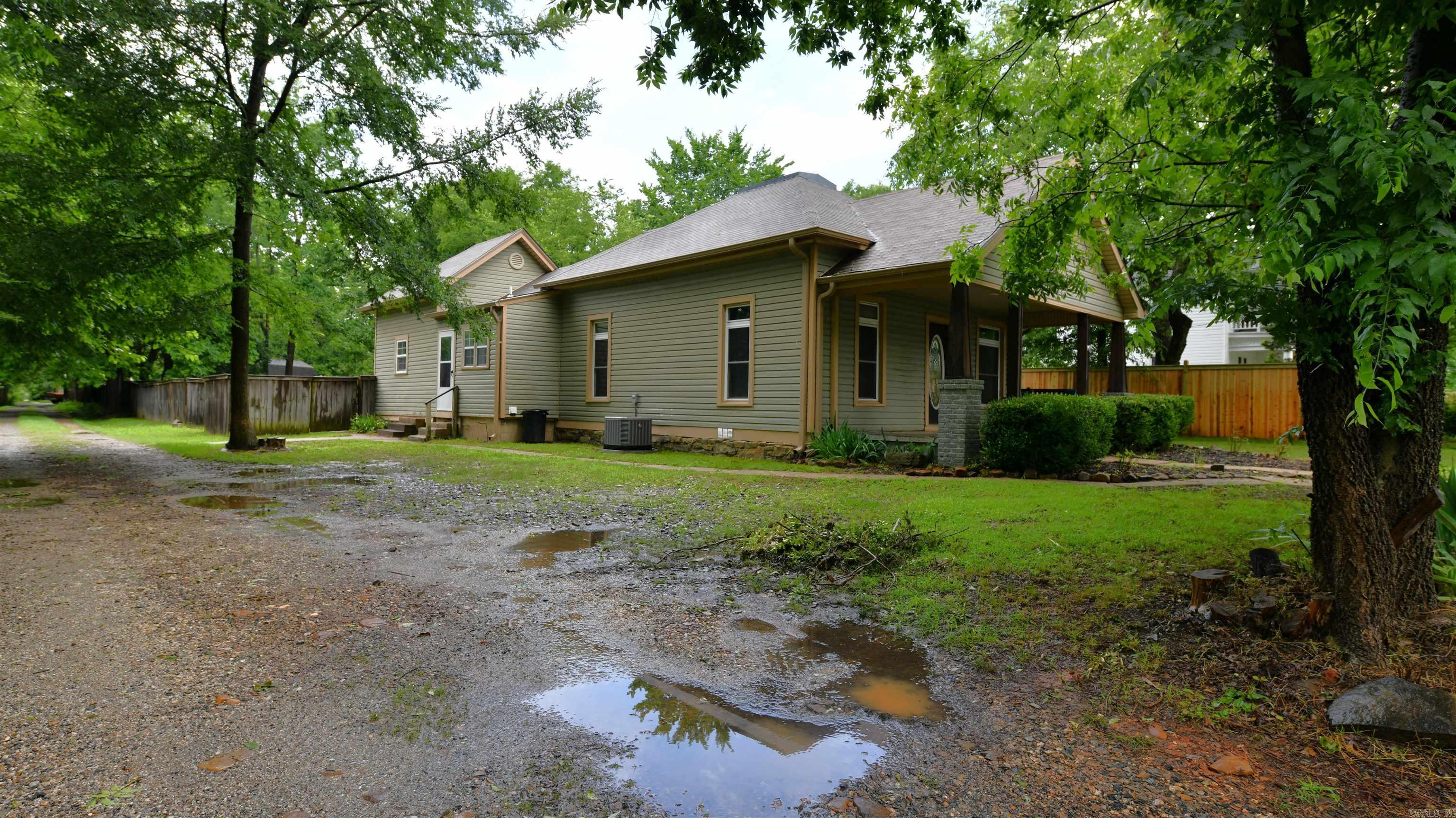 705  Twelfth  Mena, AR