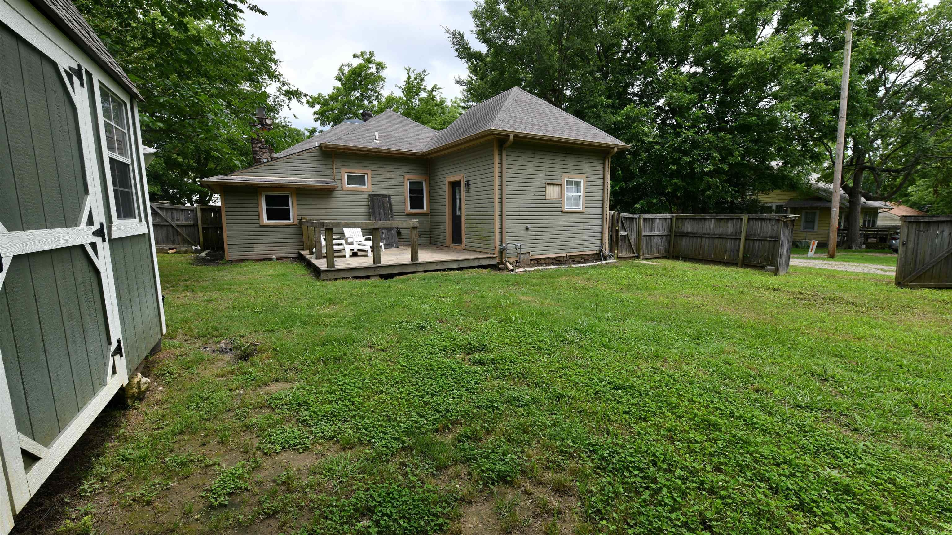 705  Twelfth  Mena, AR