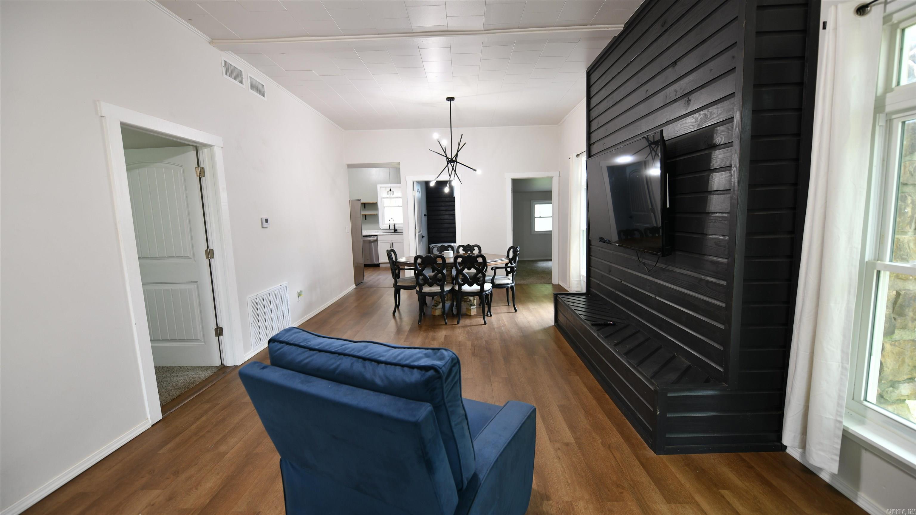 705  Twelfth  Mena, AR