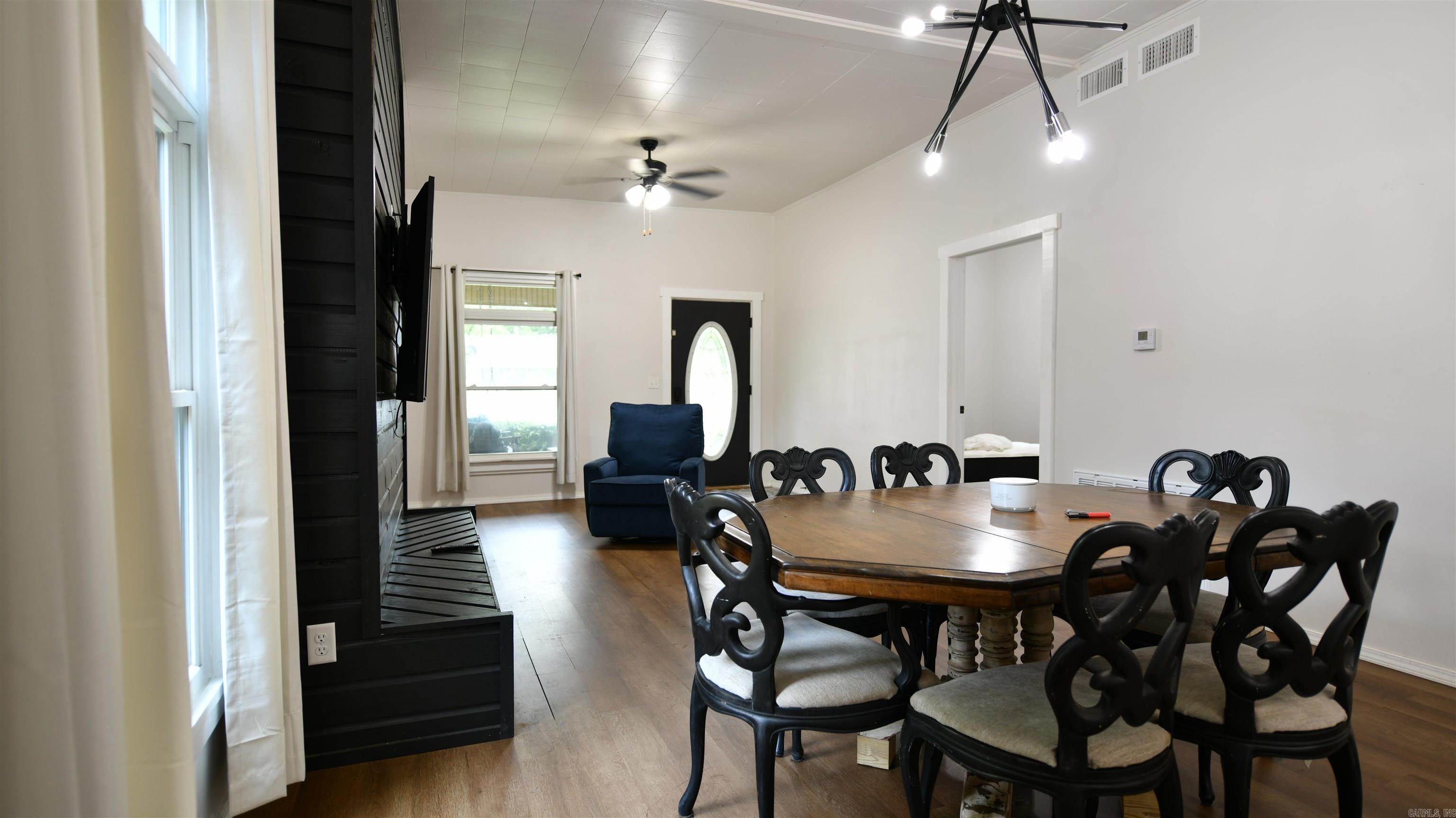 705  Twelfth  Mena, AR