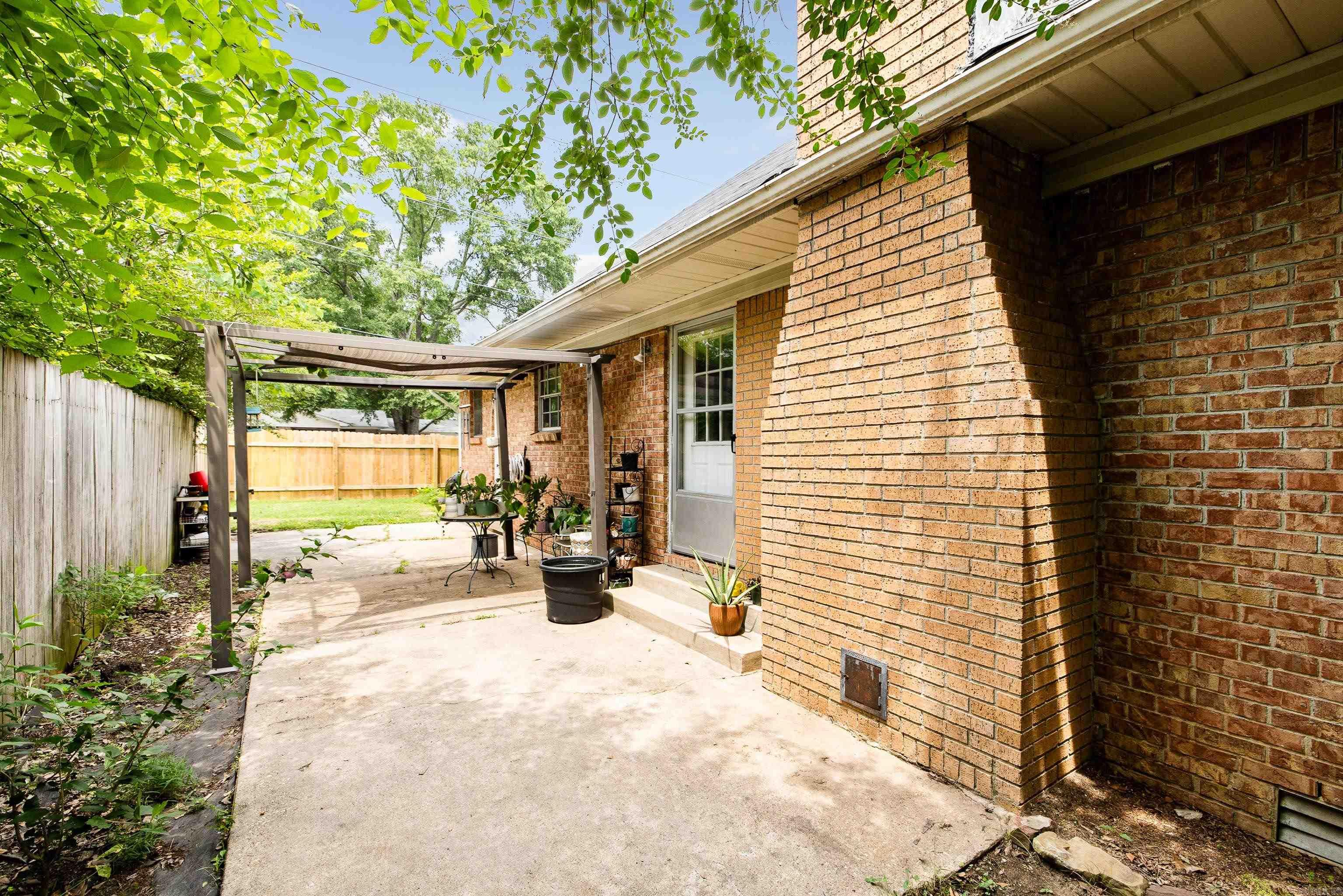100  Donna  Little Rock, AR