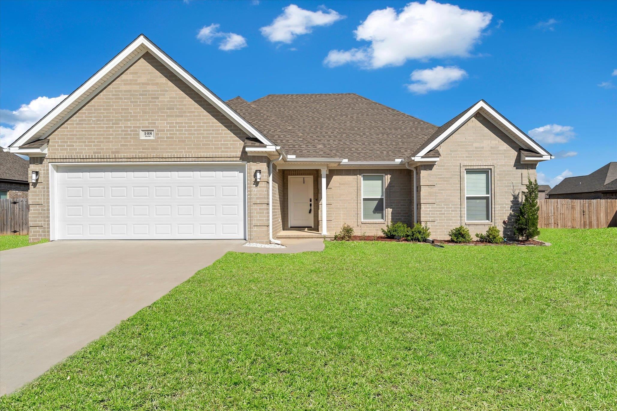 108  Delle  Brookland, AR