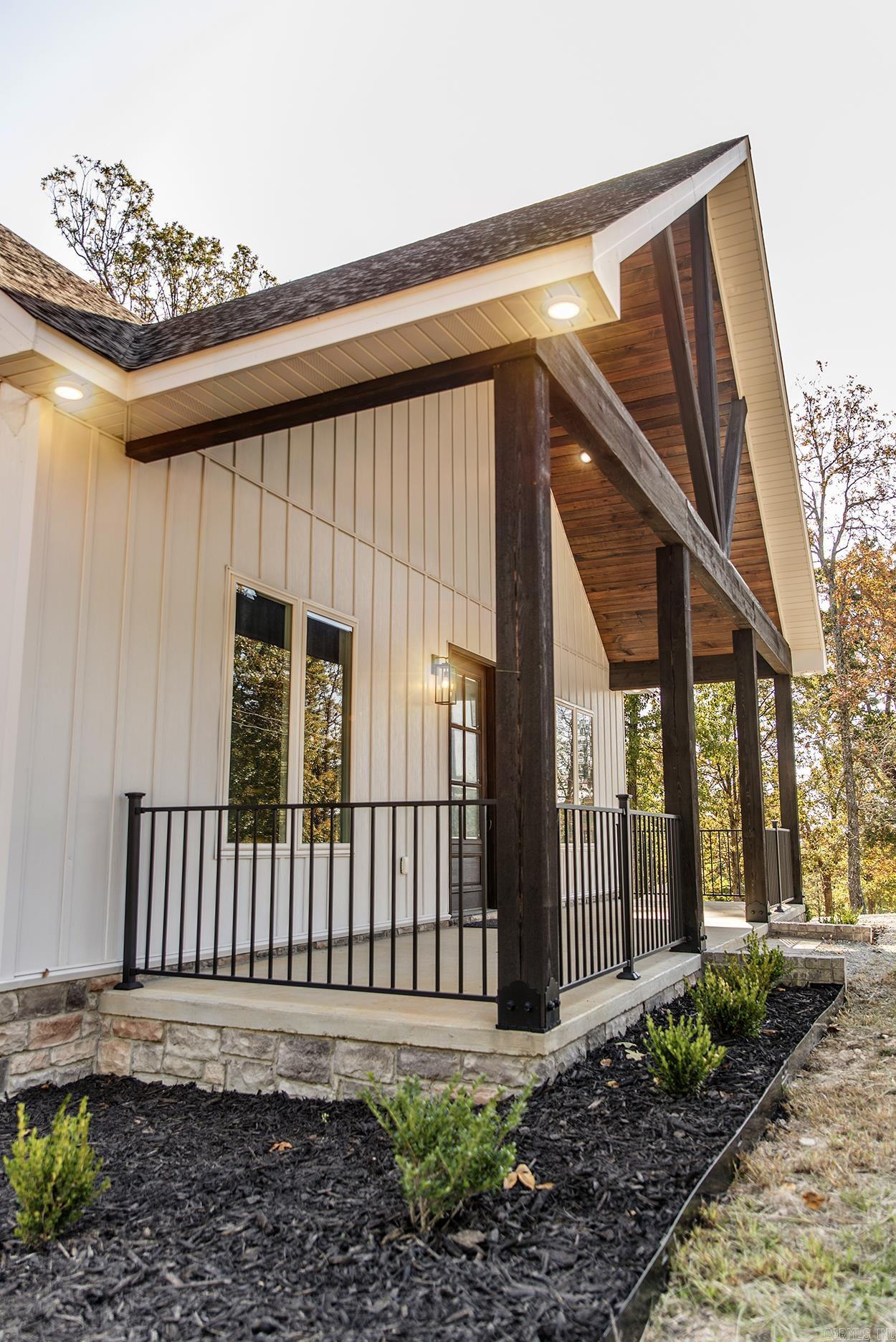 38  Oak Ridge Drive  Henderson, AR