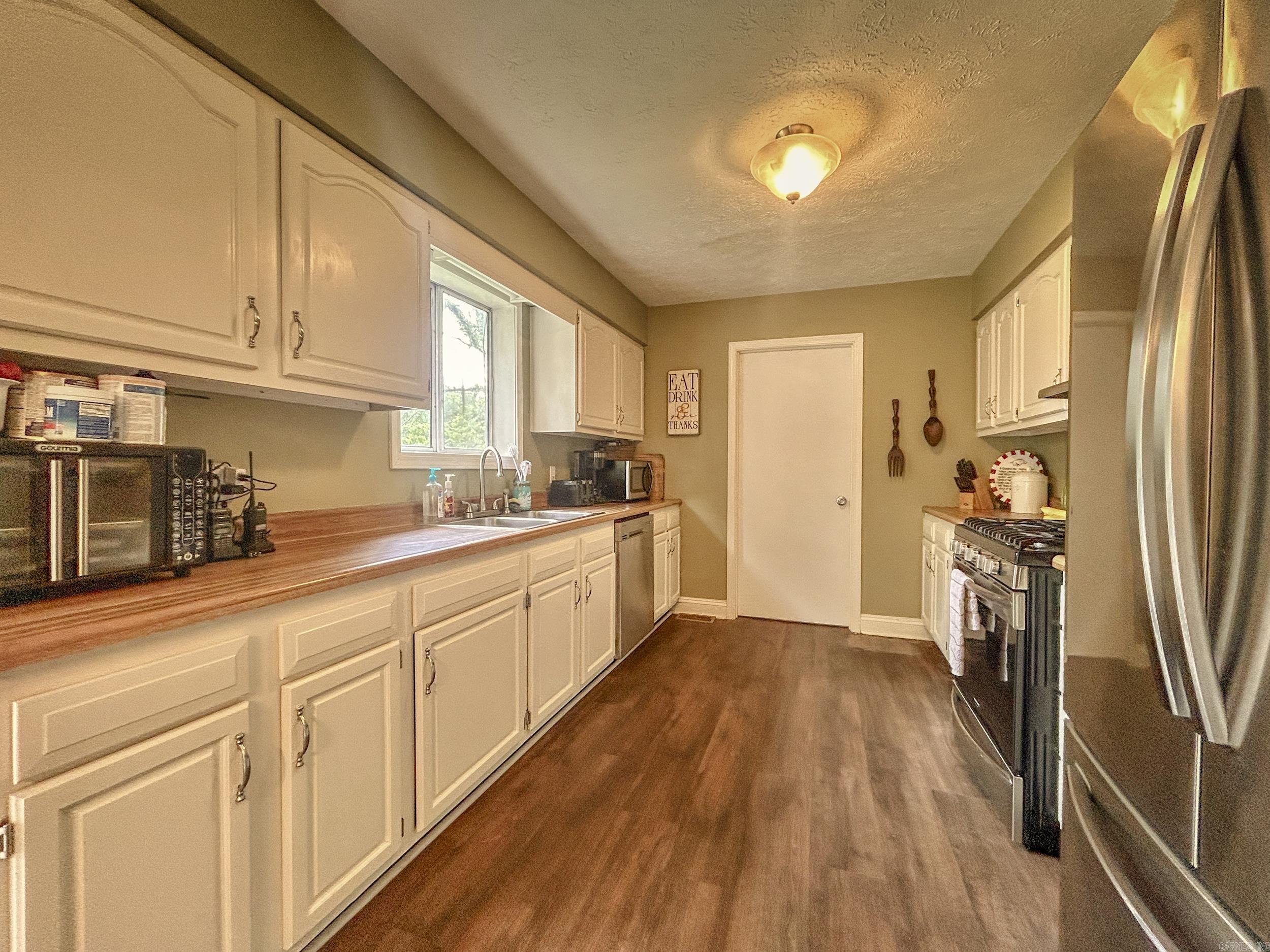 380  CR 458  Mountain Home, AR