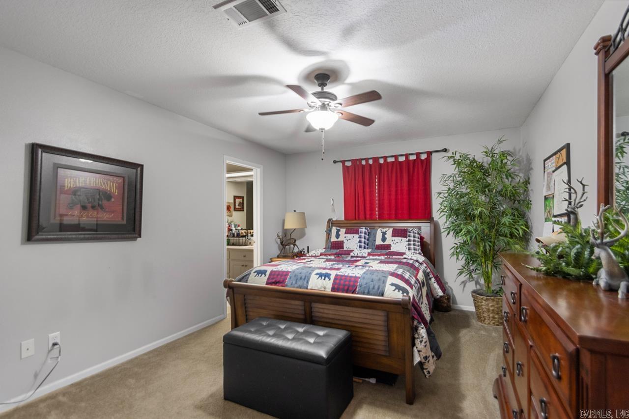 111  Country Oaks  Malvern, AR