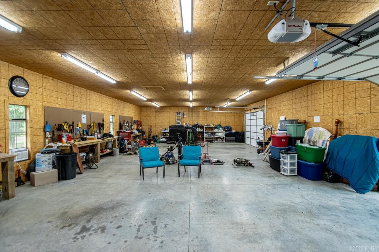 111  Country Oaks  Malvern, AR