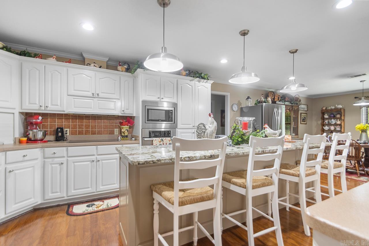 111  Country Oaks  Malvern, AR