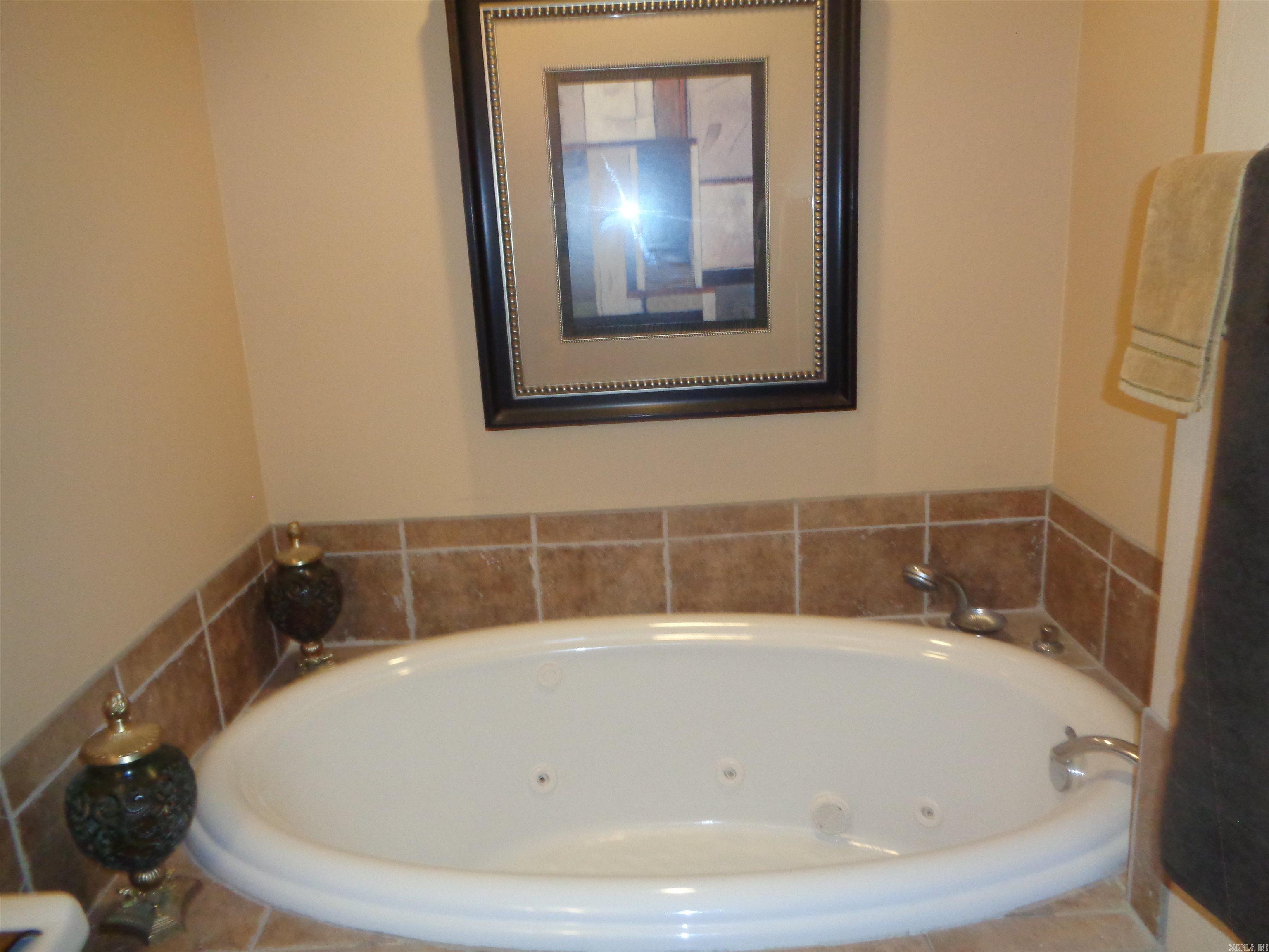 2508  Lehigh  Little Rock, AR