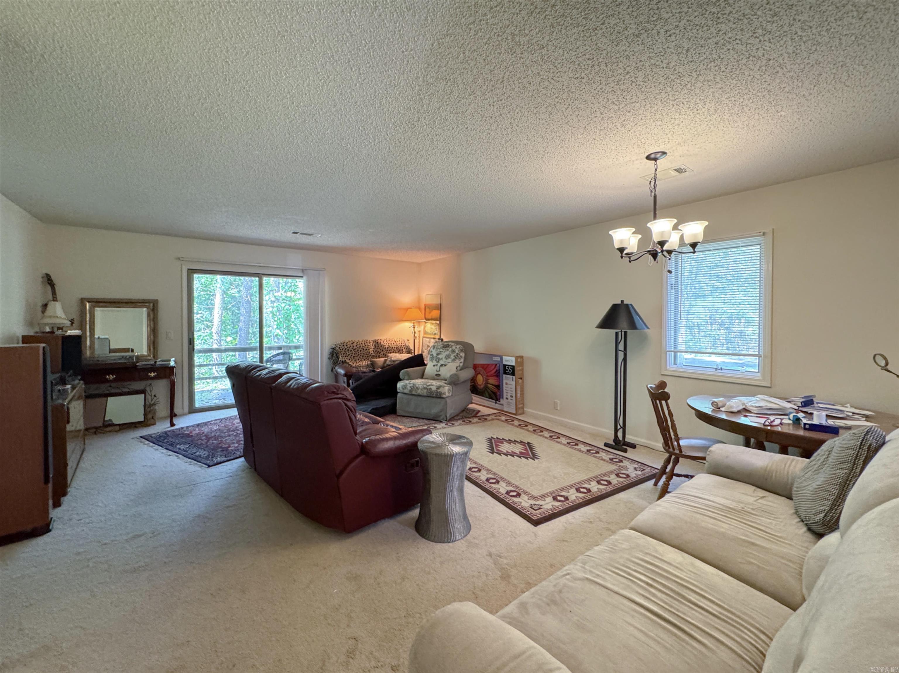 1  Lindsay  Hot Springs Village, AR