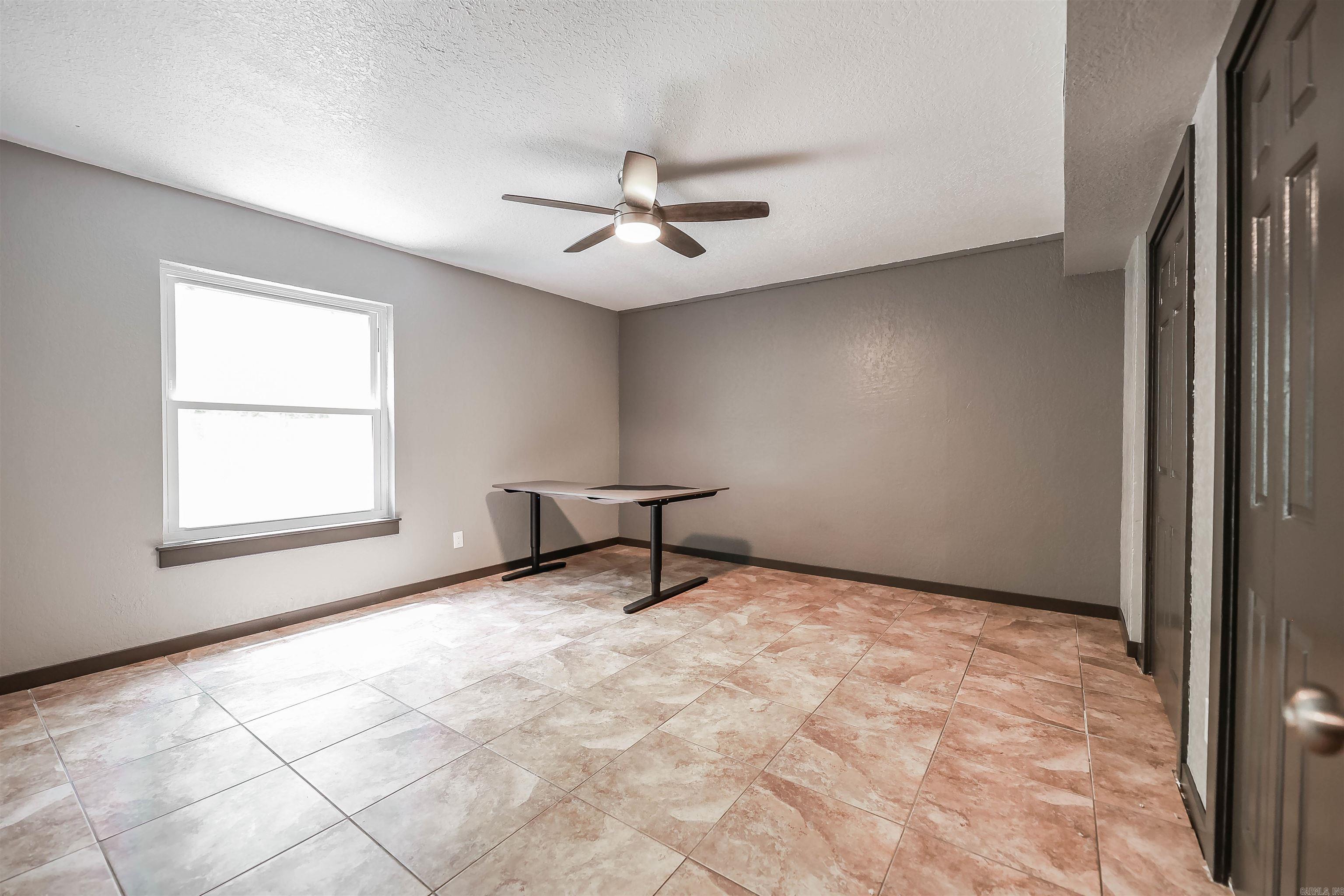 24  Chaffee Creek Trl  Camden, AR