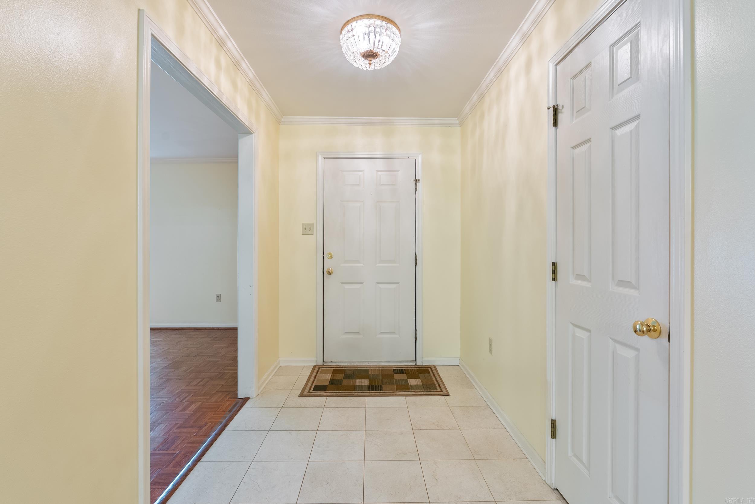 157 South Broadview  Greenbrier, AR