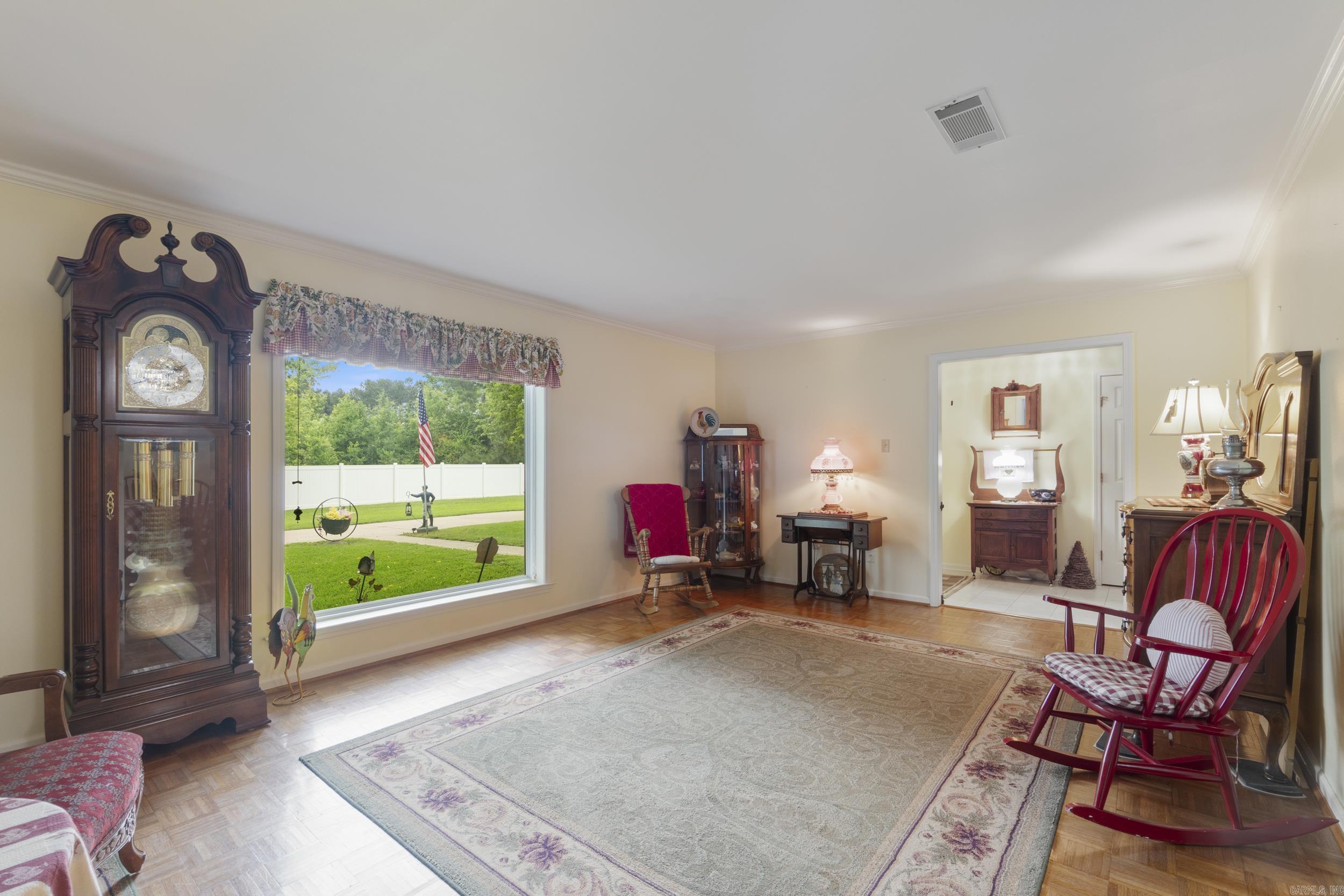 157  S Broadview  Greenbrier, AR