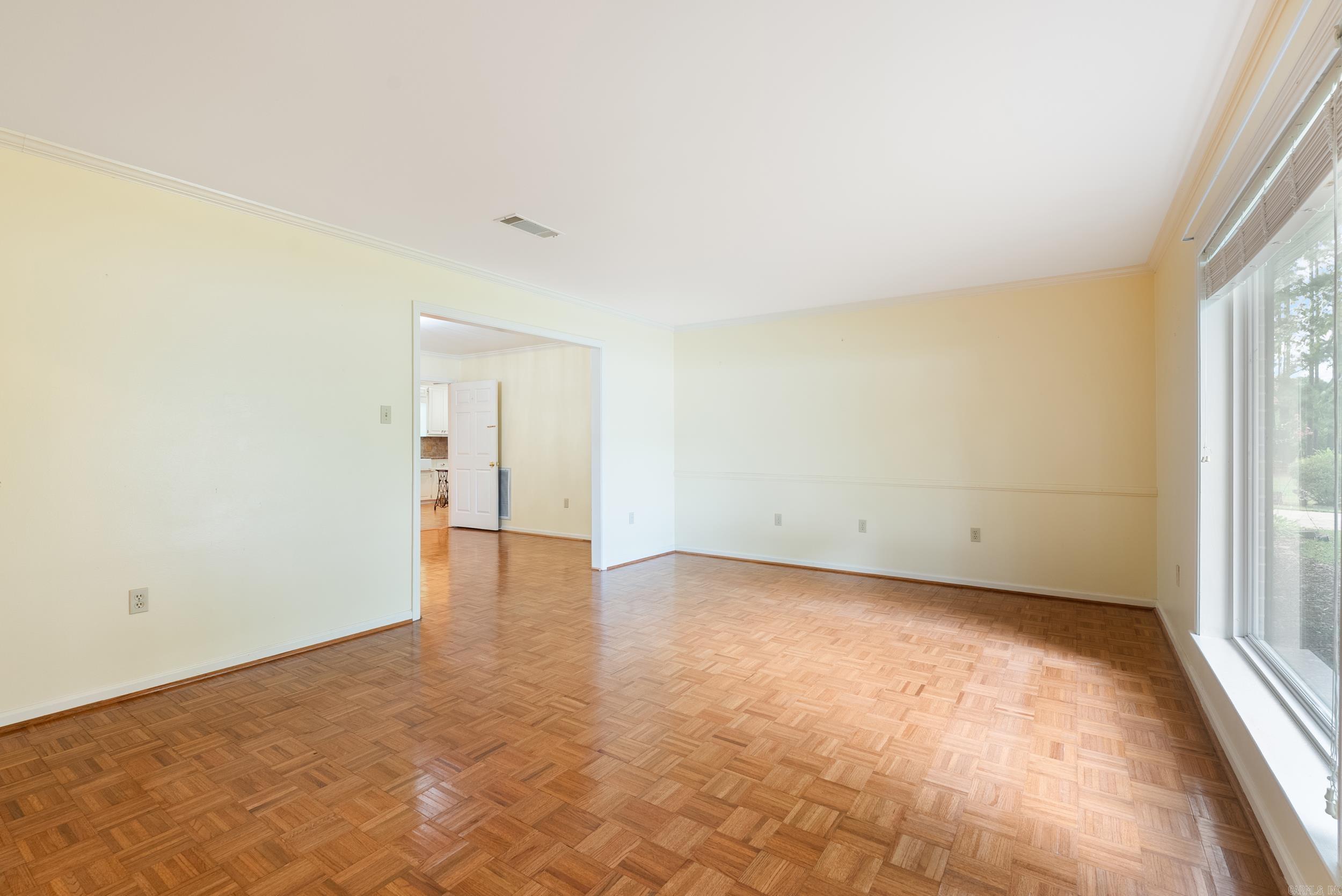 157 South Broadview  Greenbrier, AR