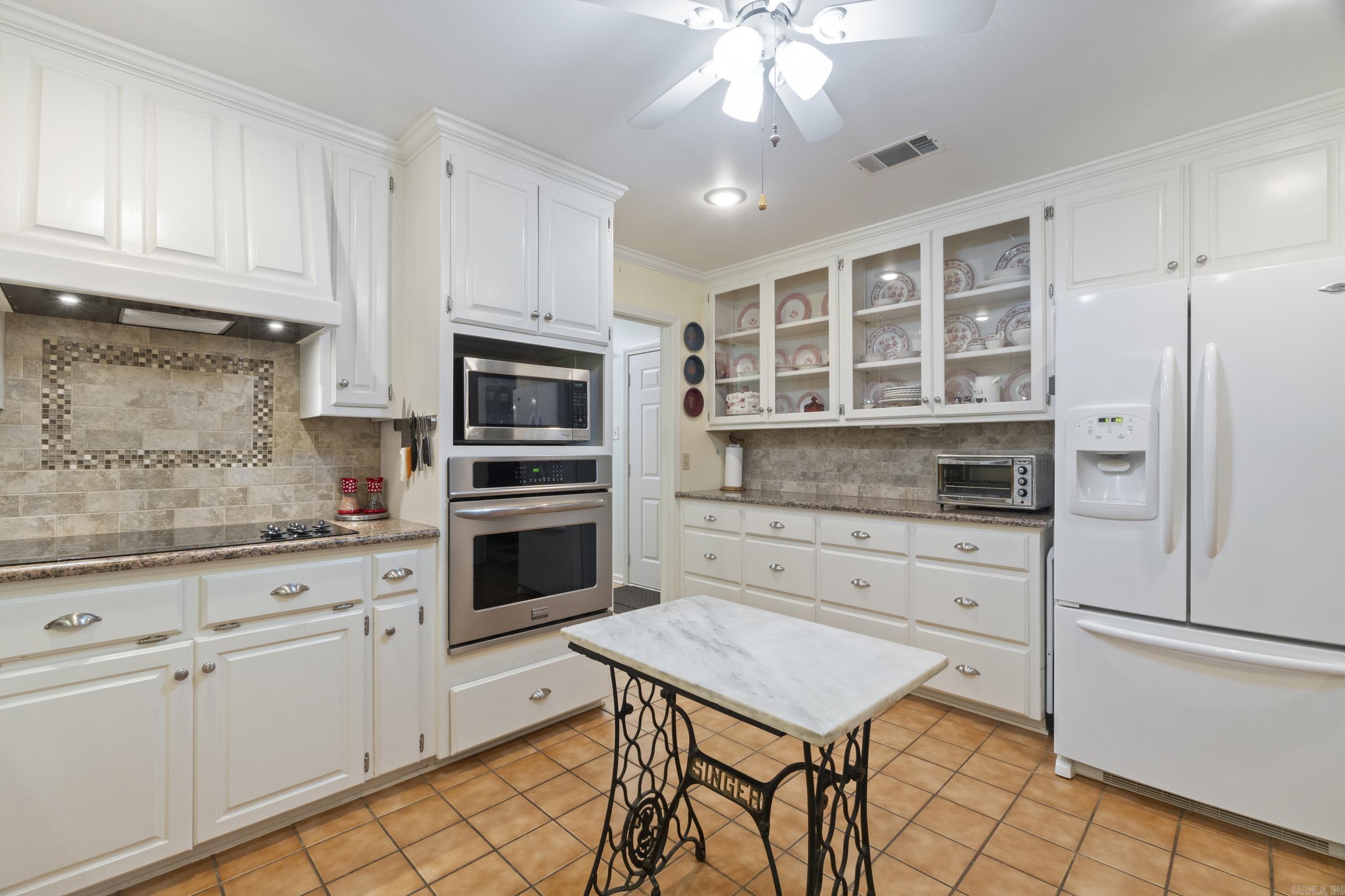 157  S Broadview  Greenbrier, AR