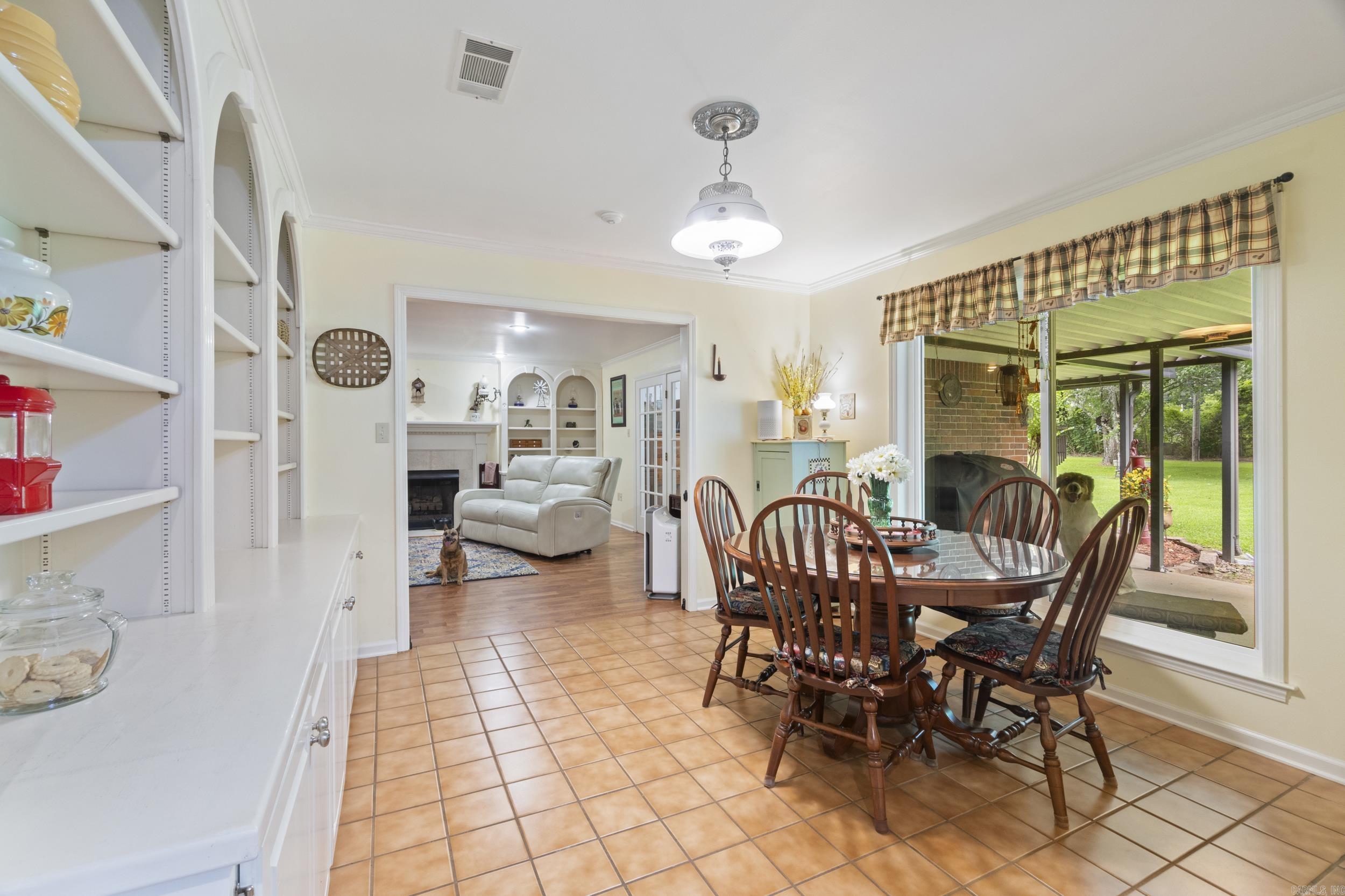 157  S Broadview  Greenbrier, AR