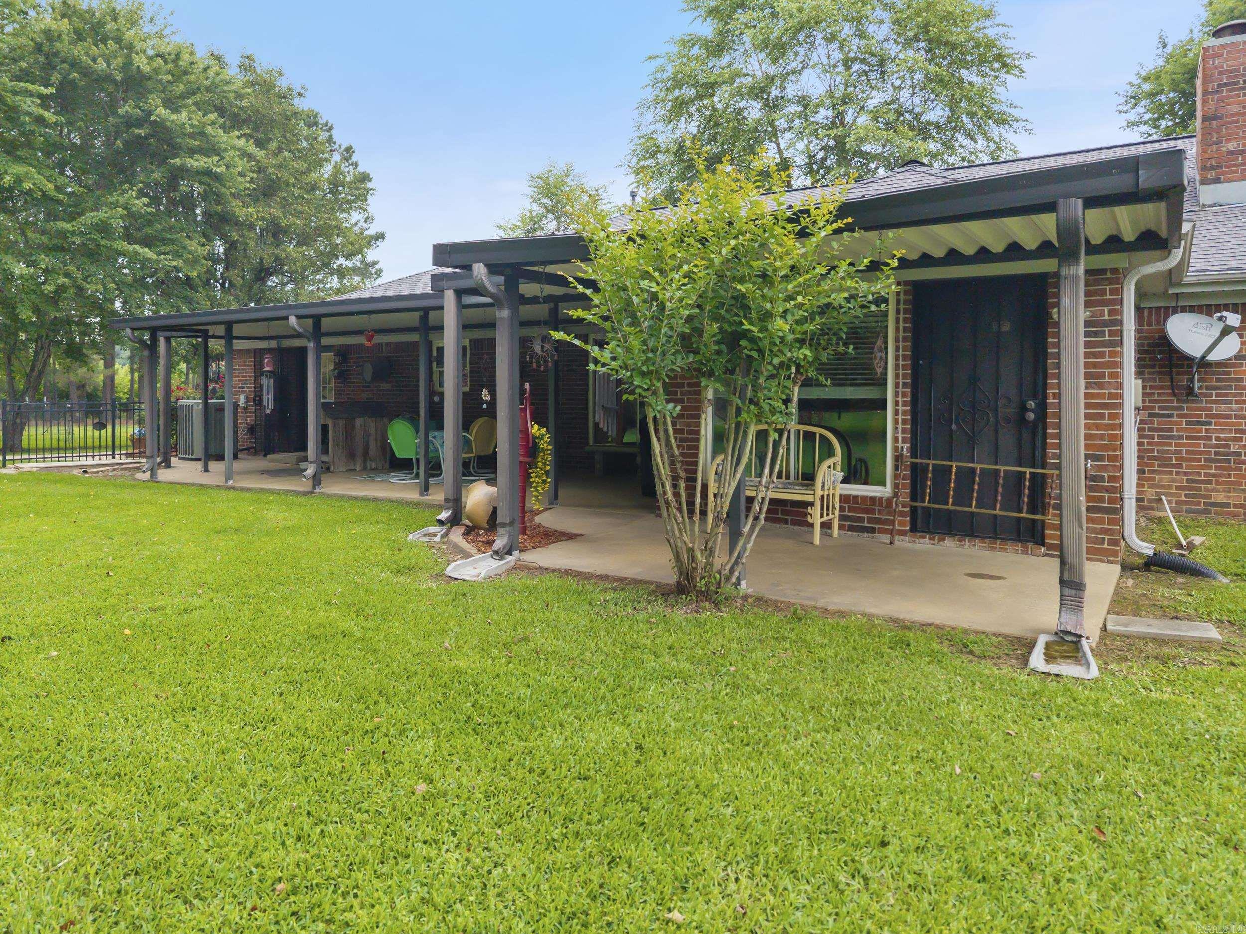 157  S Broadview  Greenbrier, AR