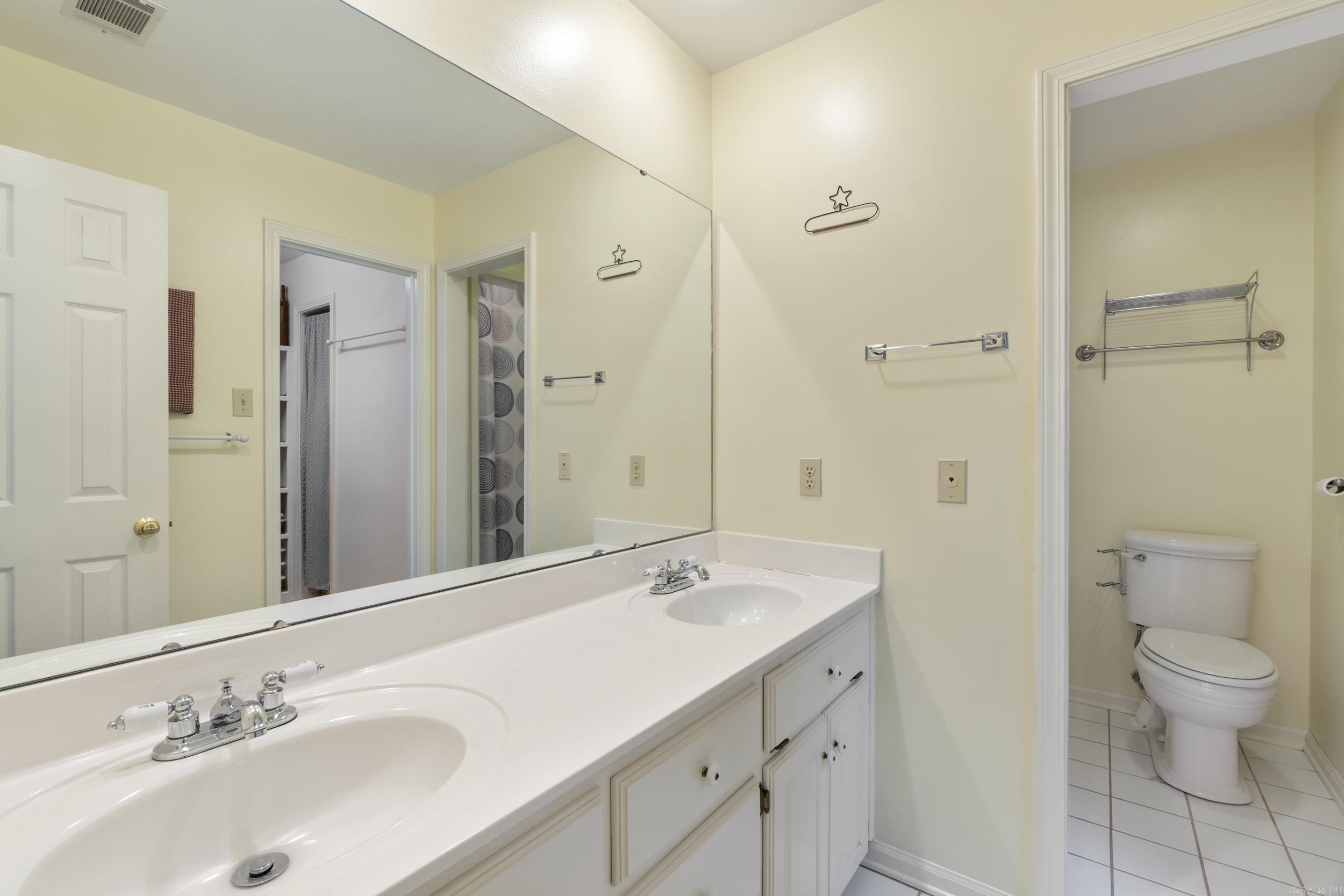 157  S Broadview  Greenbrier, AR