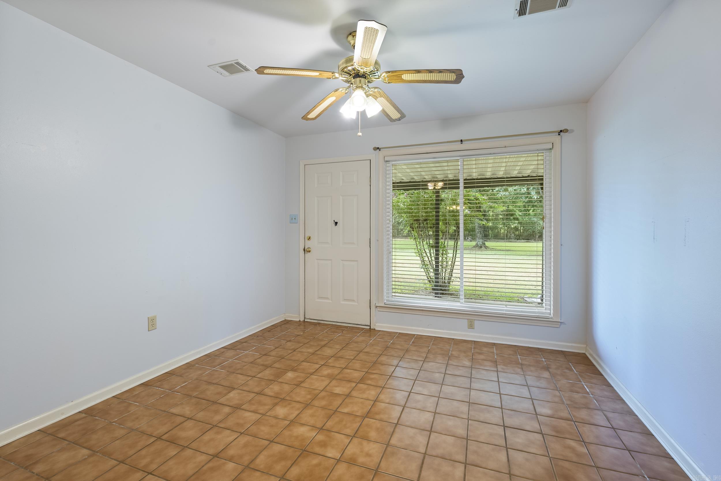 157 South Broadview  Greenbrier, AR