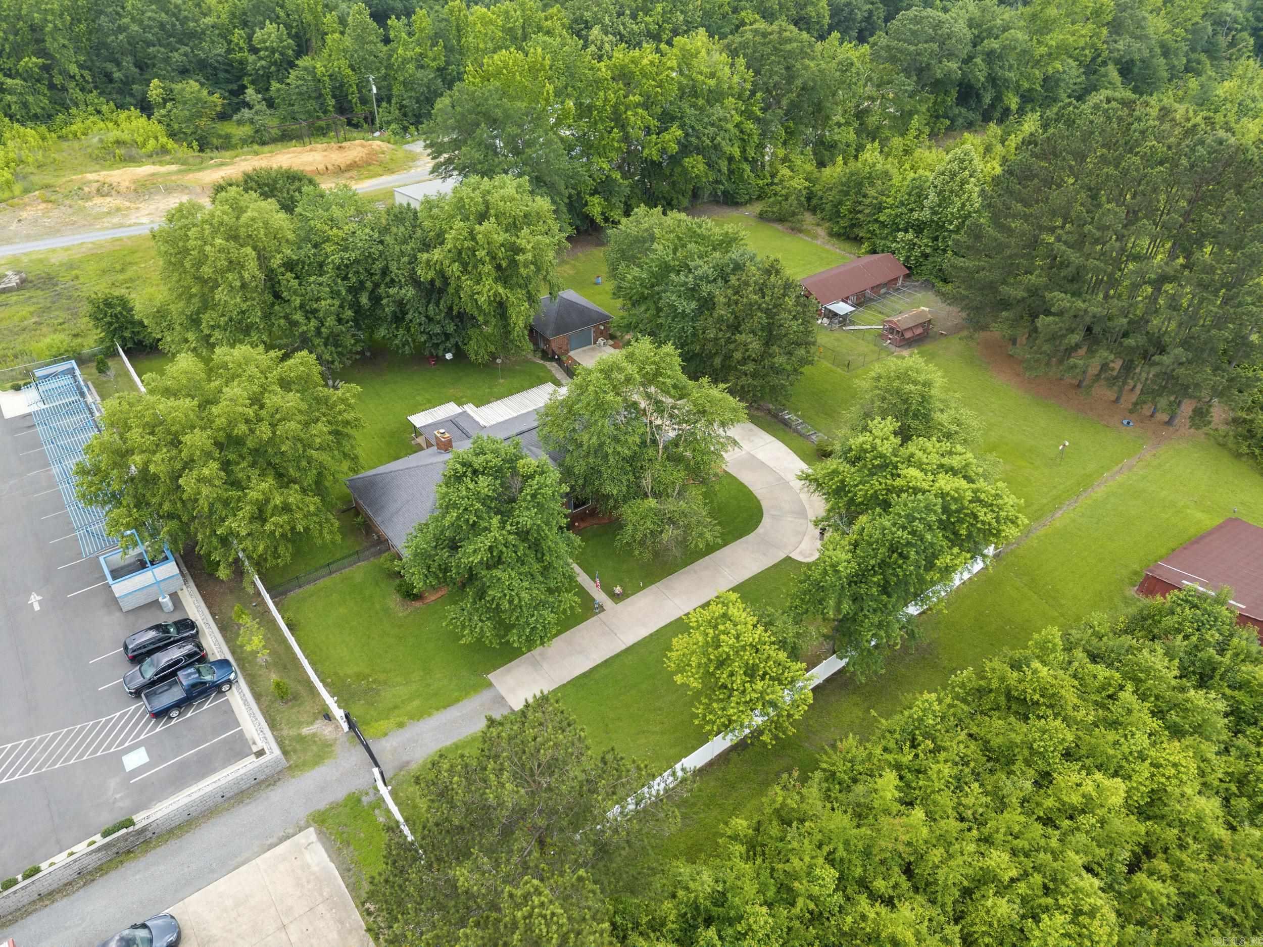 157  S Broadview  Greenbrier, AR