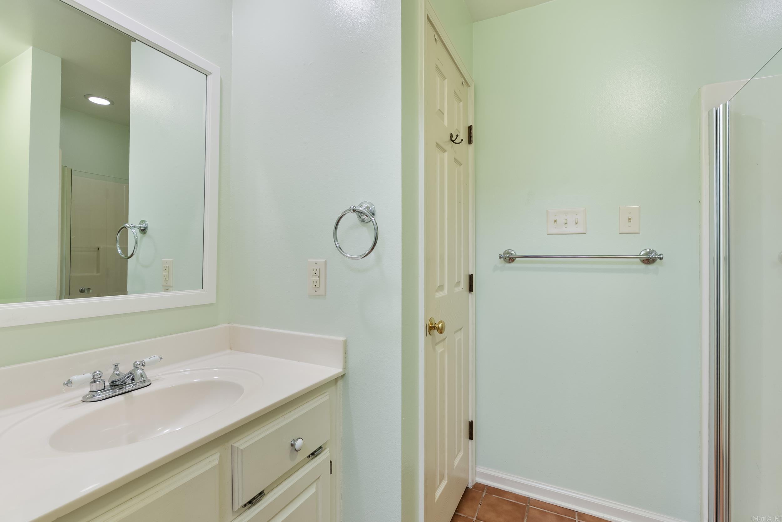 157 South Broadview  Greenbrier, AR