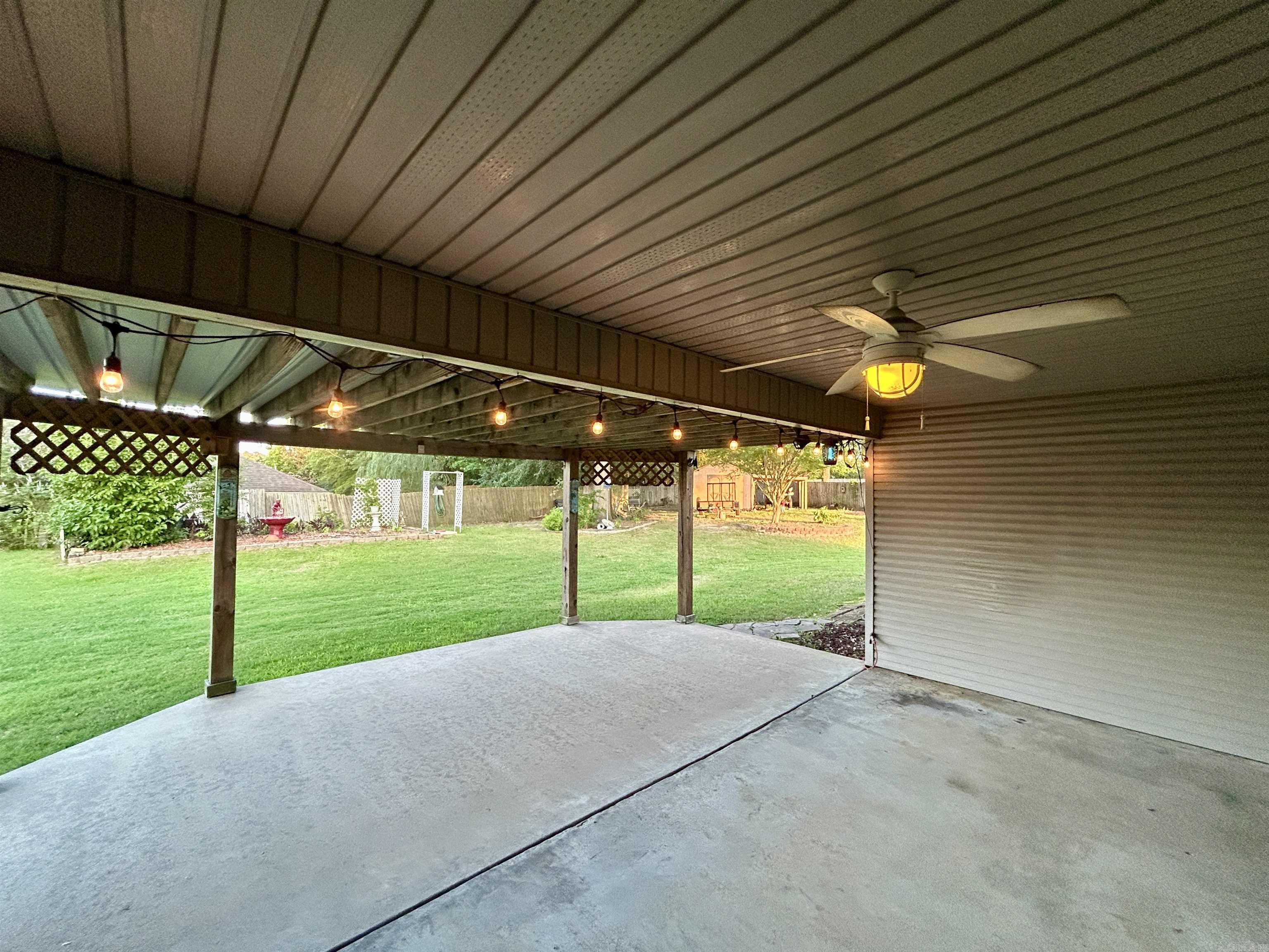 1828  DOVE  Benton, AR