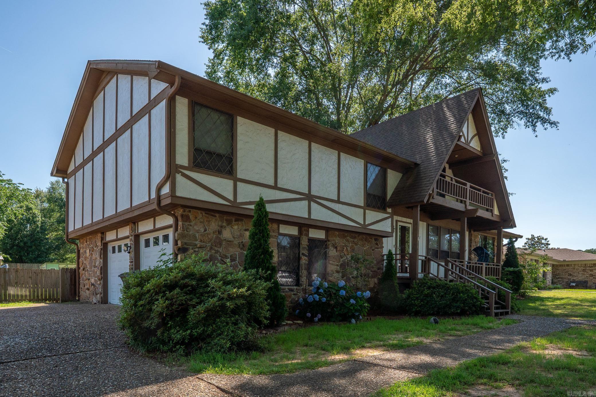 4  Foxboro  Jacksonville, AR