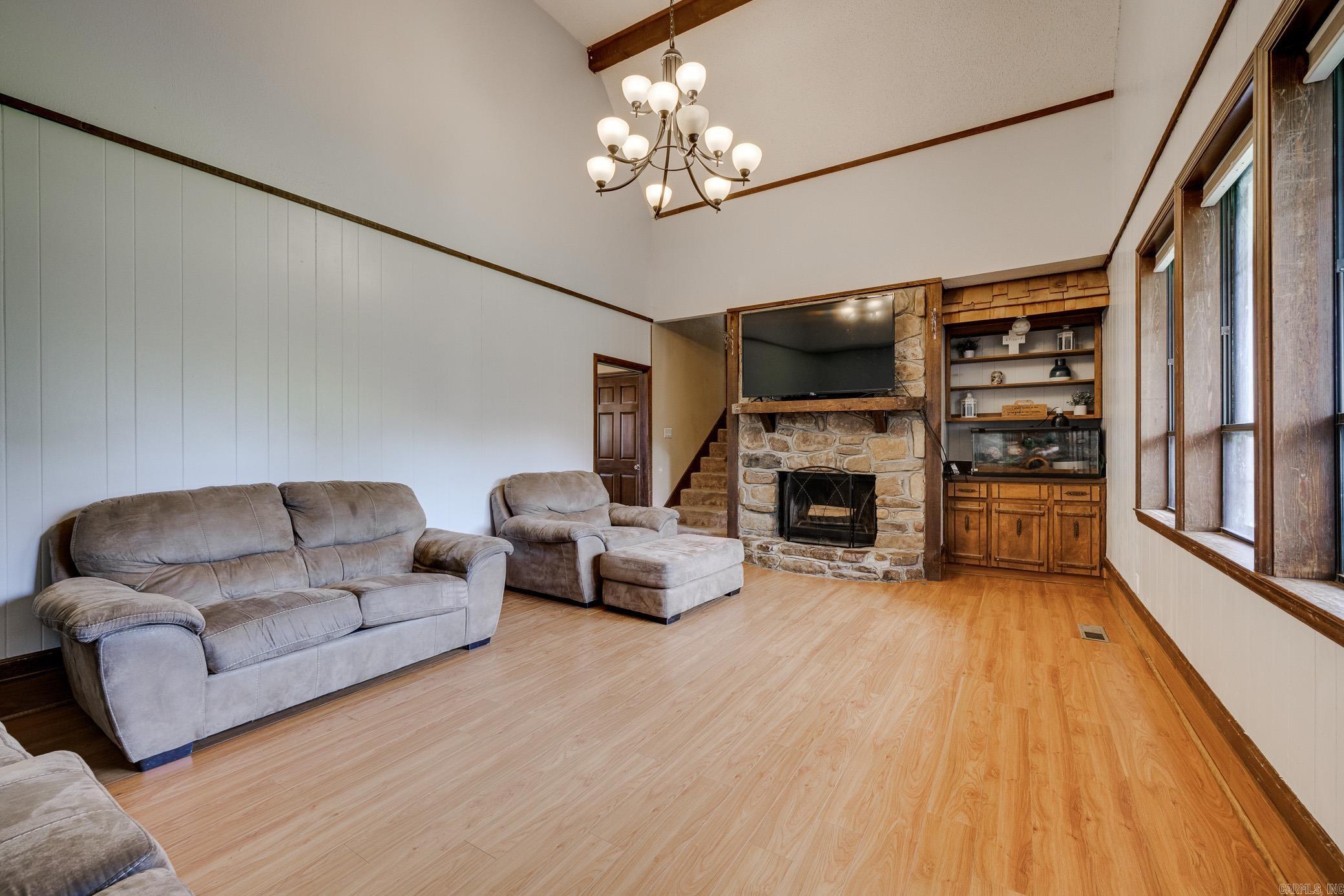 4  Foxboro  Jacksonville, AR