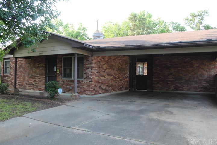 2507 E 10th  Pine Bluff, AR