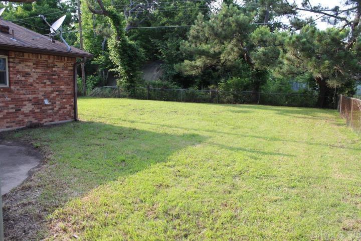 2507 E 10th  Pine Bluff, AR