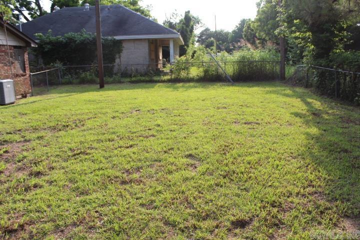 2507 E 10th  Pine Bluff, AR