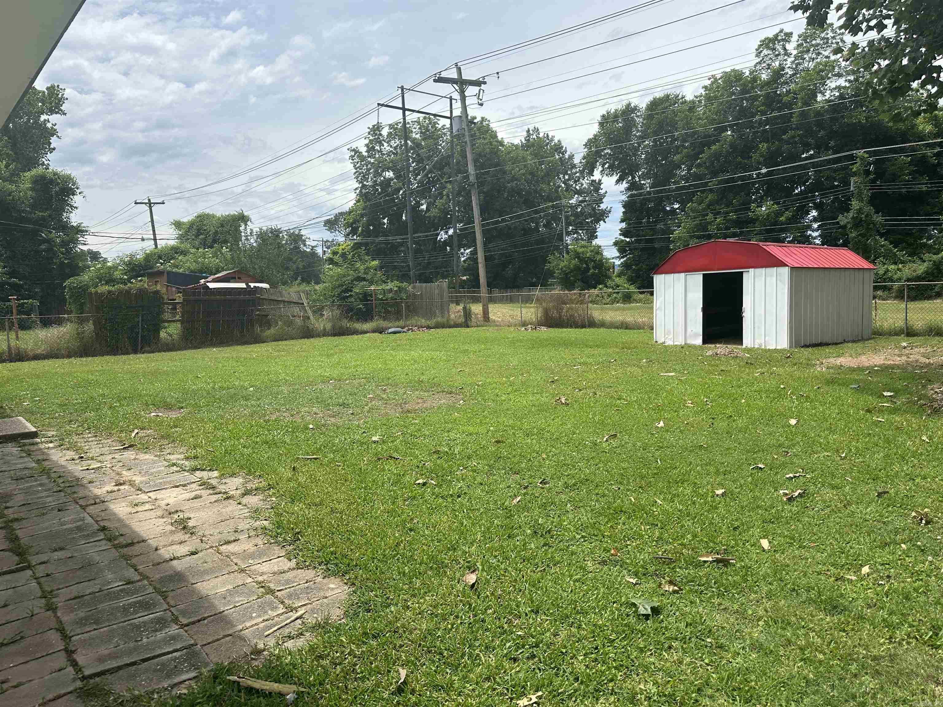 1004  Bloomfield Dr.  Pine Bluff, AR