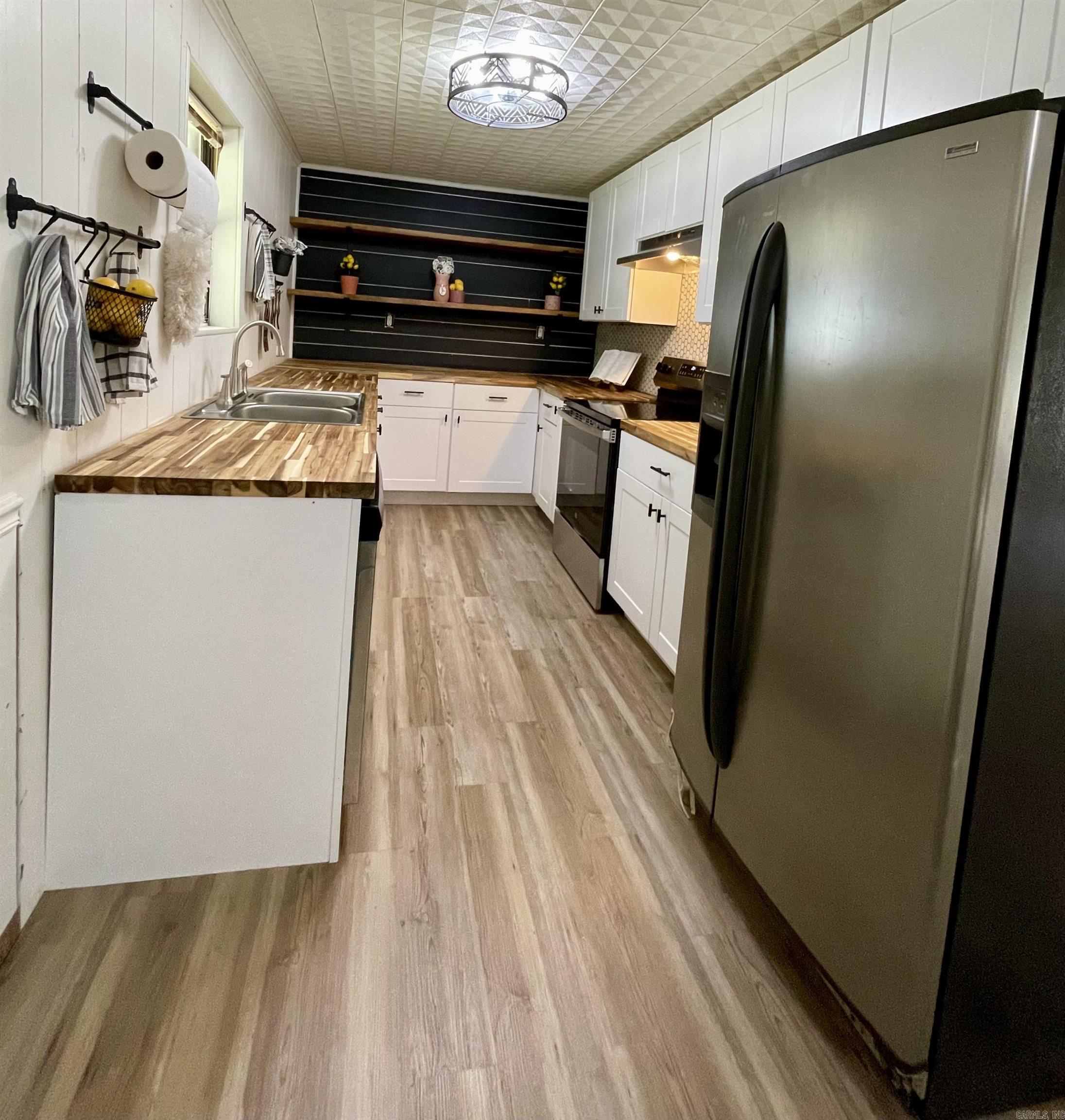 7901  Sulphur Springs  Pine Bluff, AR