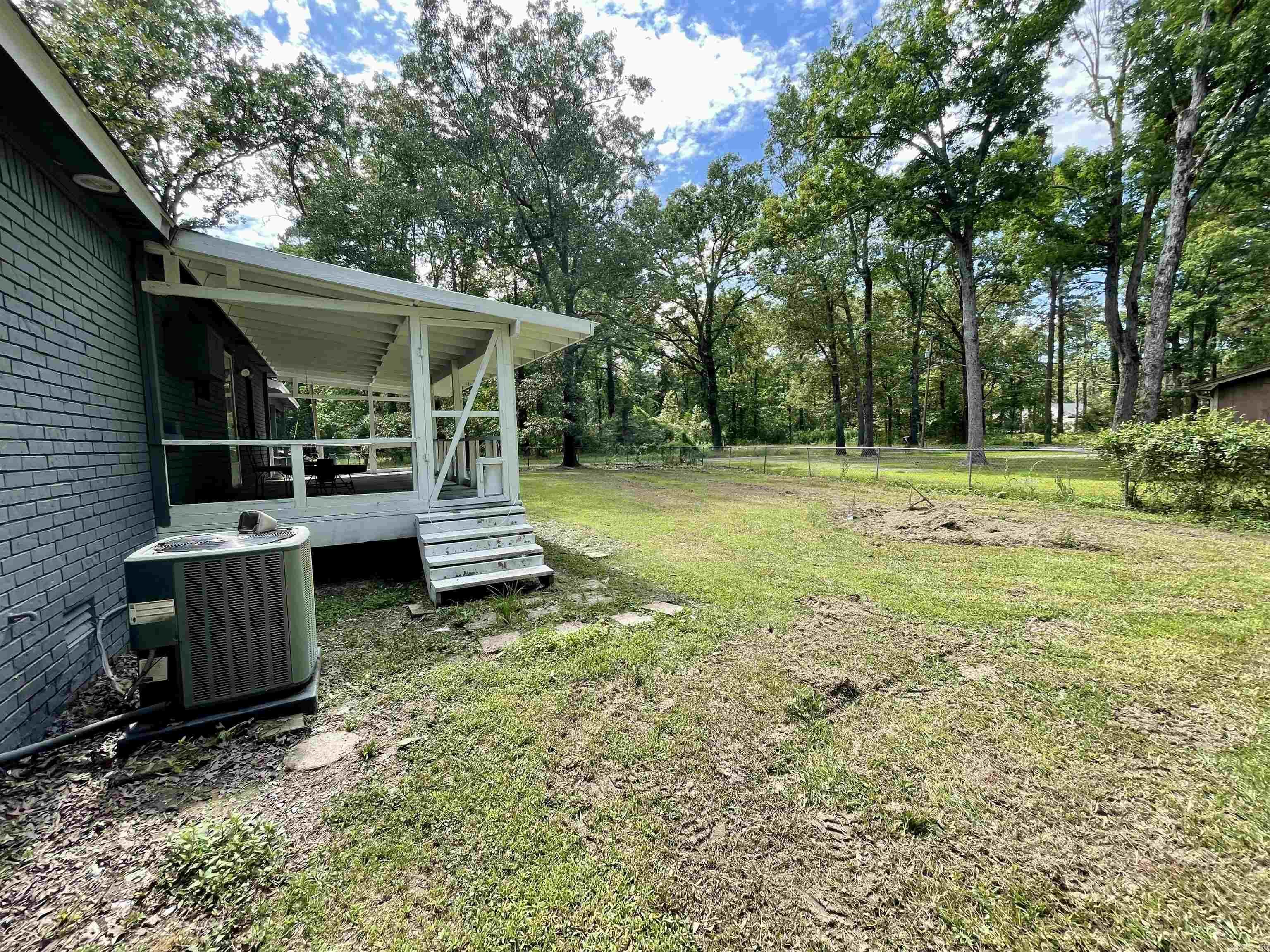 7901  Sulphur Springs  Pine Bluff, AR