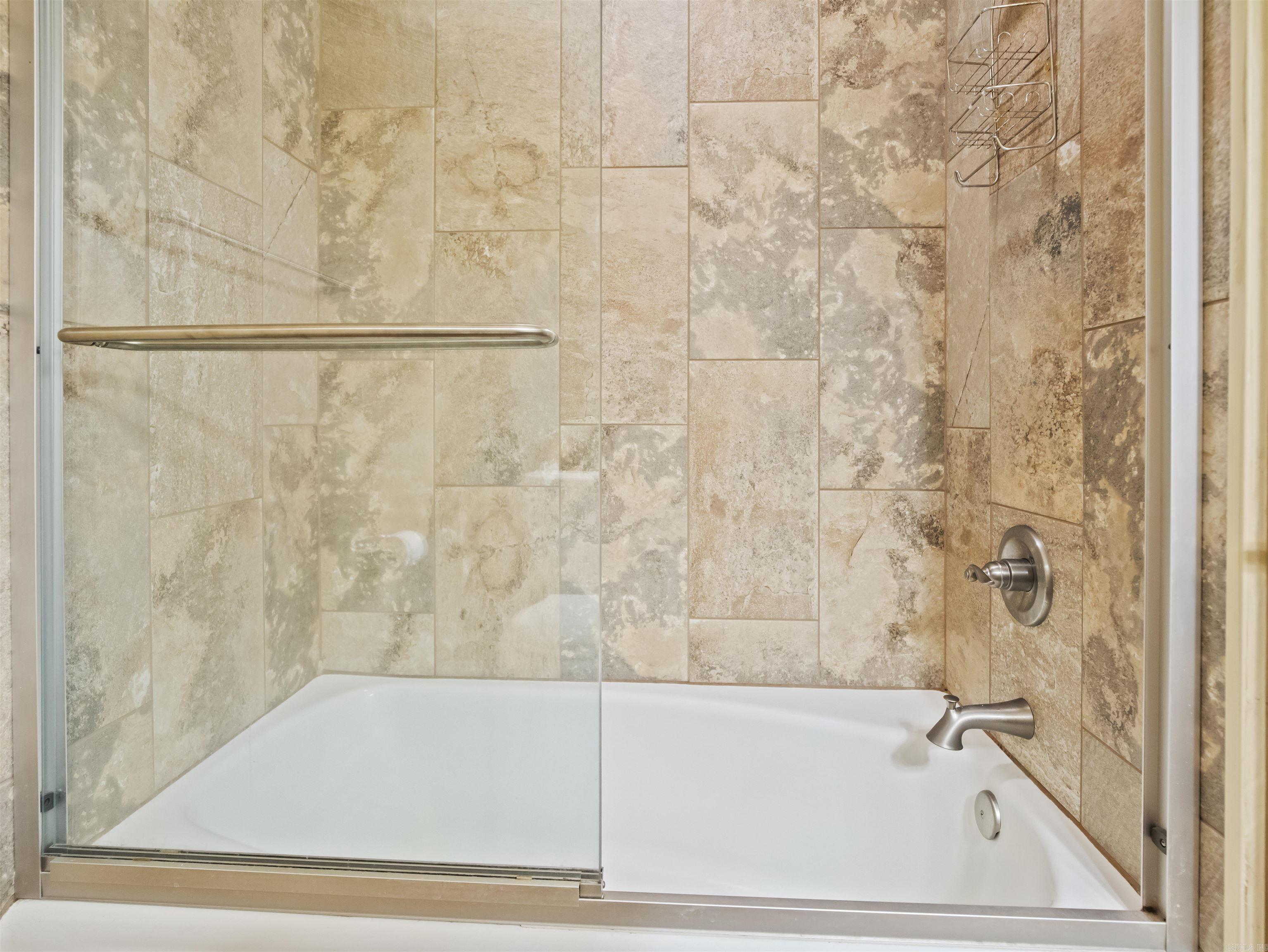 217  Yorkshire  Hot Springs, AR