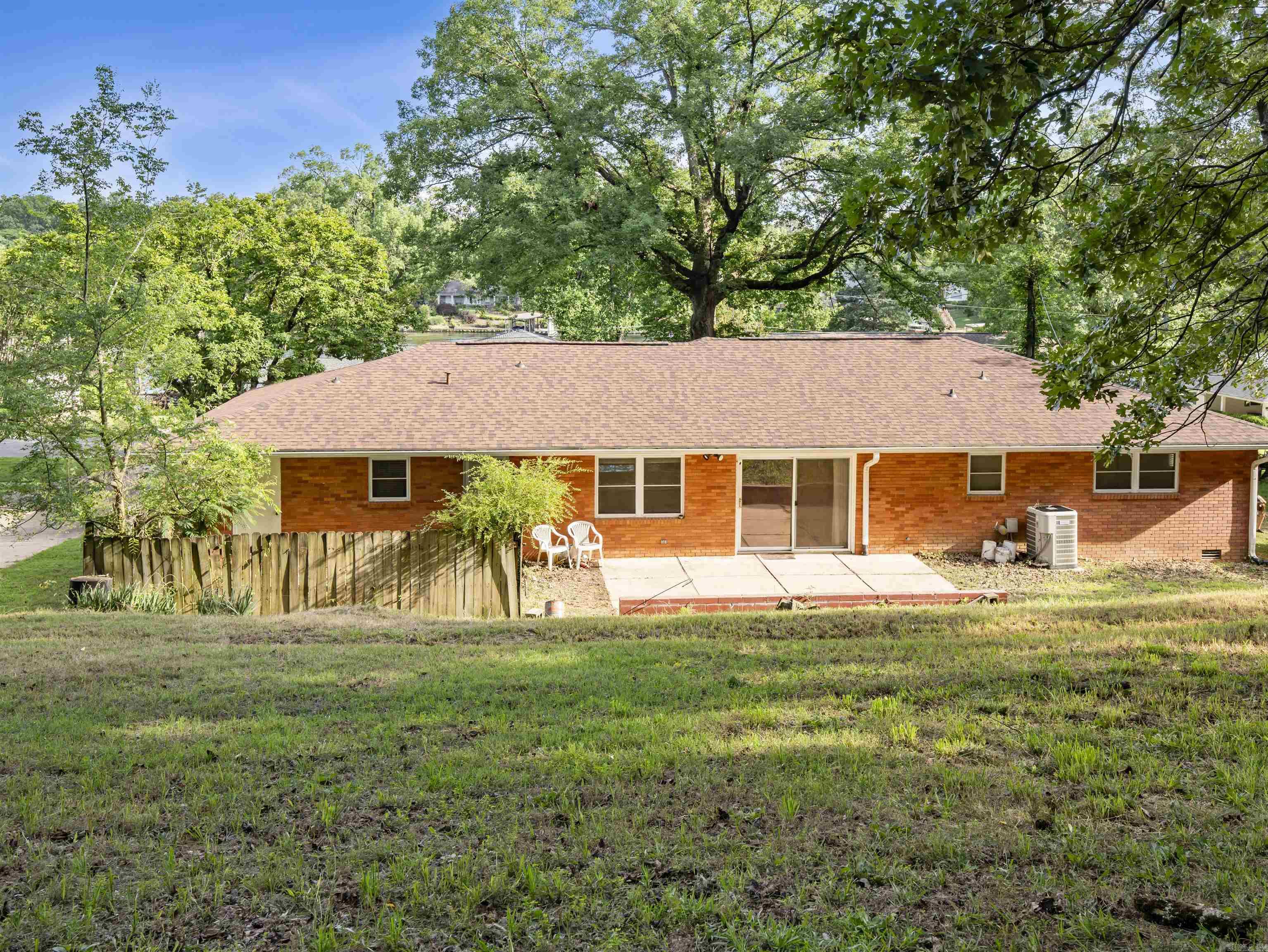 217  Yorkshire  Hot Springs, AR